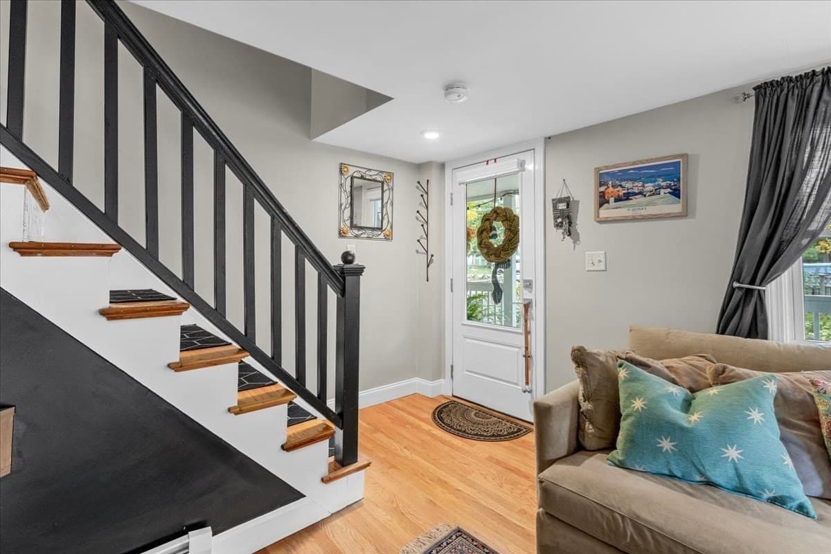 Single Family Residence at 101 Booth Hill Rd, Scituate MA 02066, photo 18 of 35