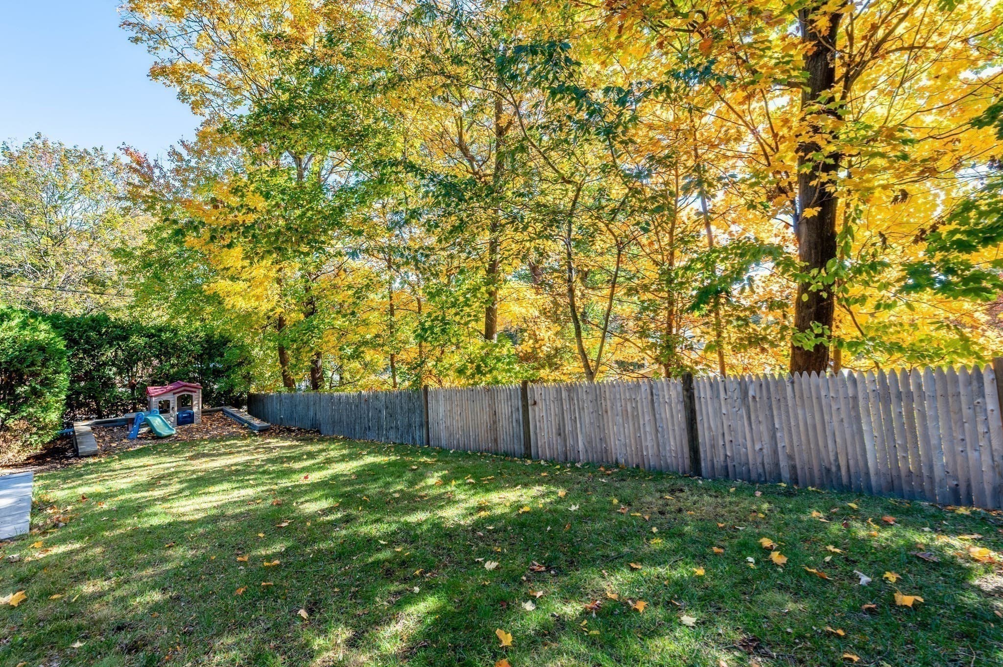Single Family Residence at 2 Margaret St, Canton MA 02021, photo 27 of 32