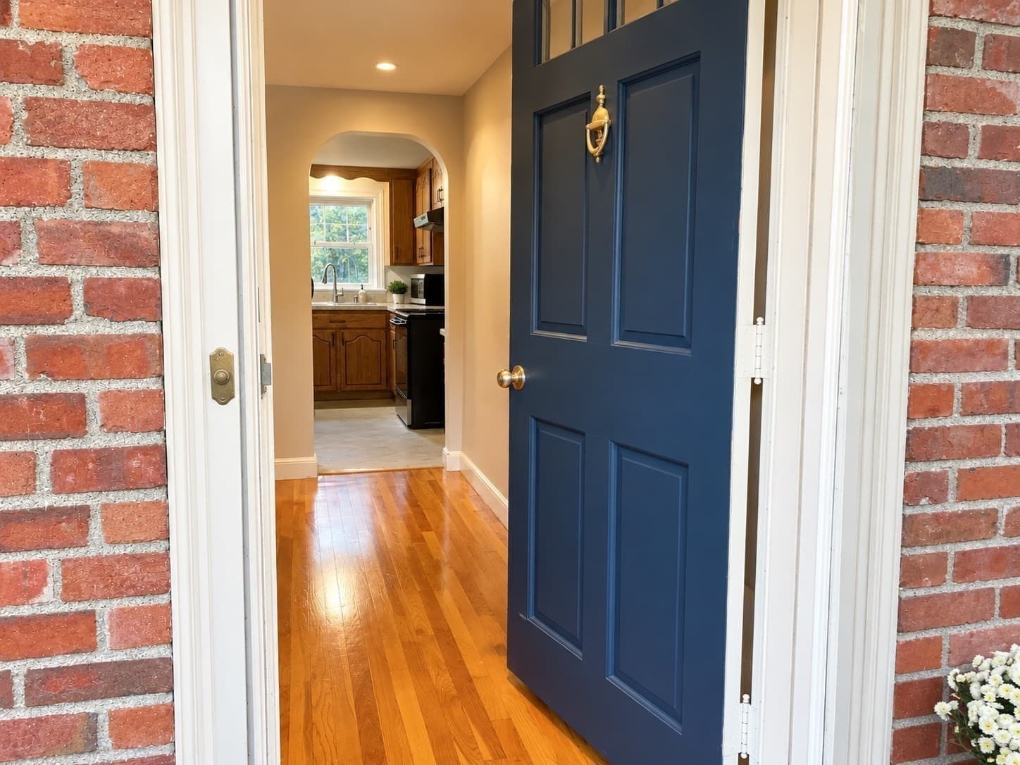 Single Family Residence at 622 Winter St, Walpole MA 02081, photo 3 of 24