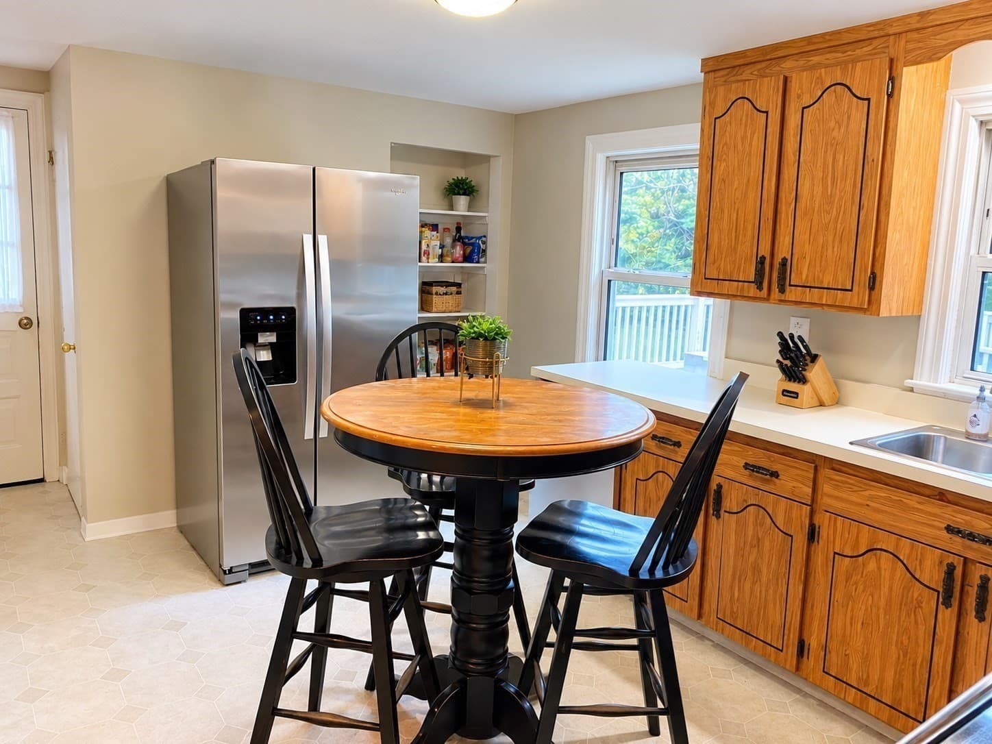 Single Family Residence at 622 Winter St, Walpole MA 02081, photo 5 of 24