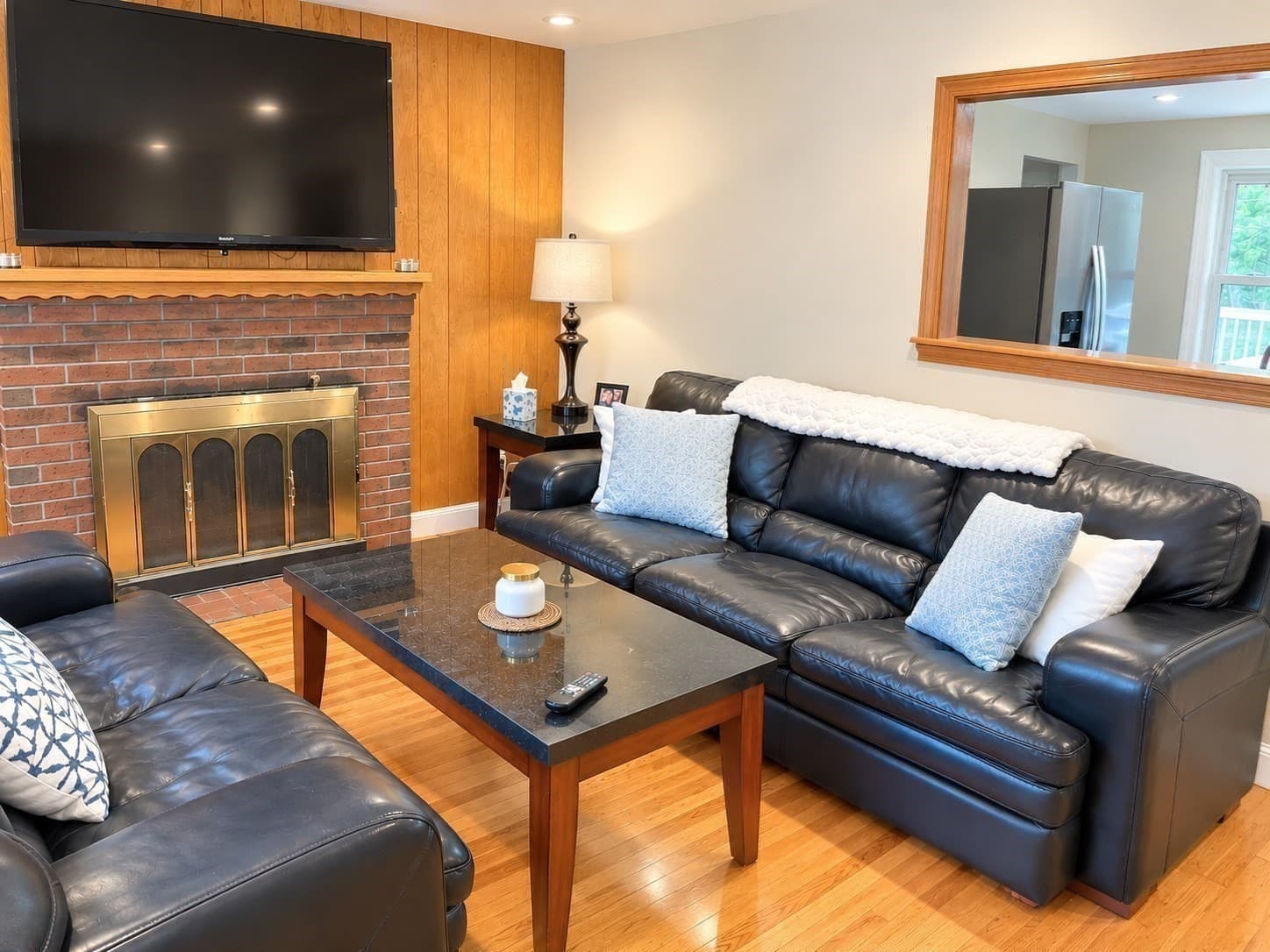 Single Family Residence at 622 Winter St, Walpole MA 02081, photo 9 of 24