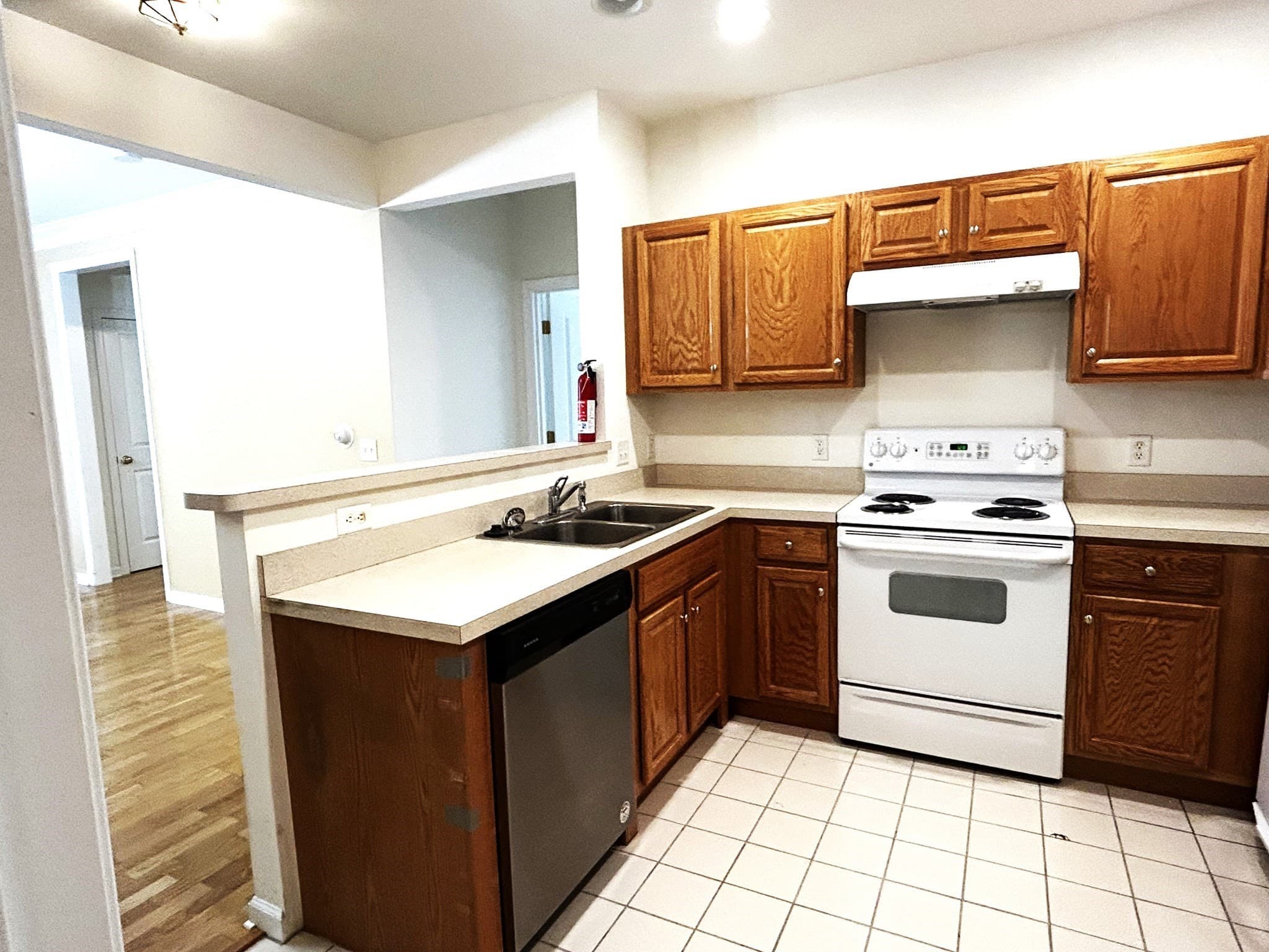Condominium at 174 Haverhill Street # 325, Andover MA 01810, photo 4 of 18