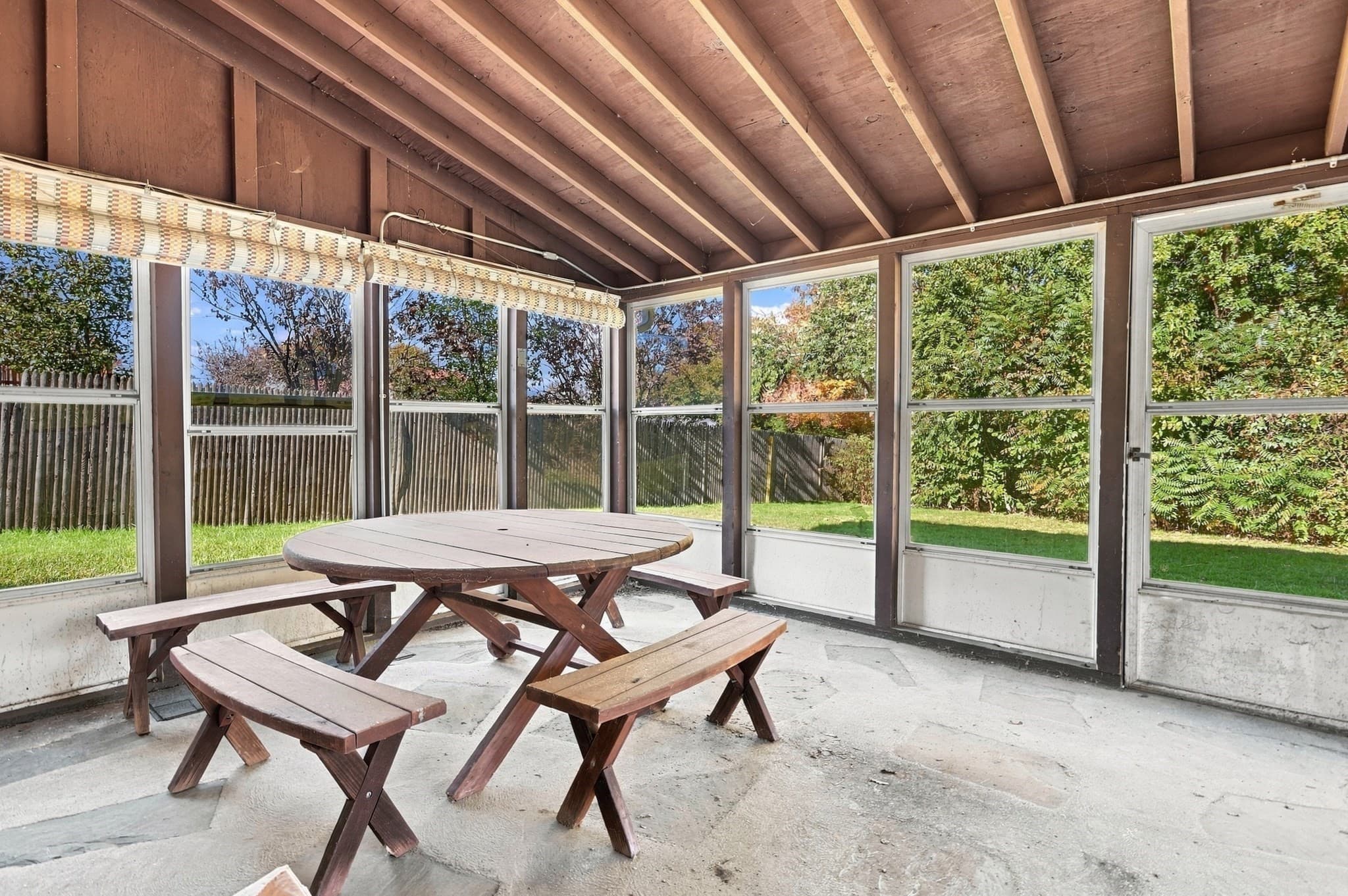 Single Family Residence at 6 Exeter Dr, Woburn MA 01801, photo 25 of 34