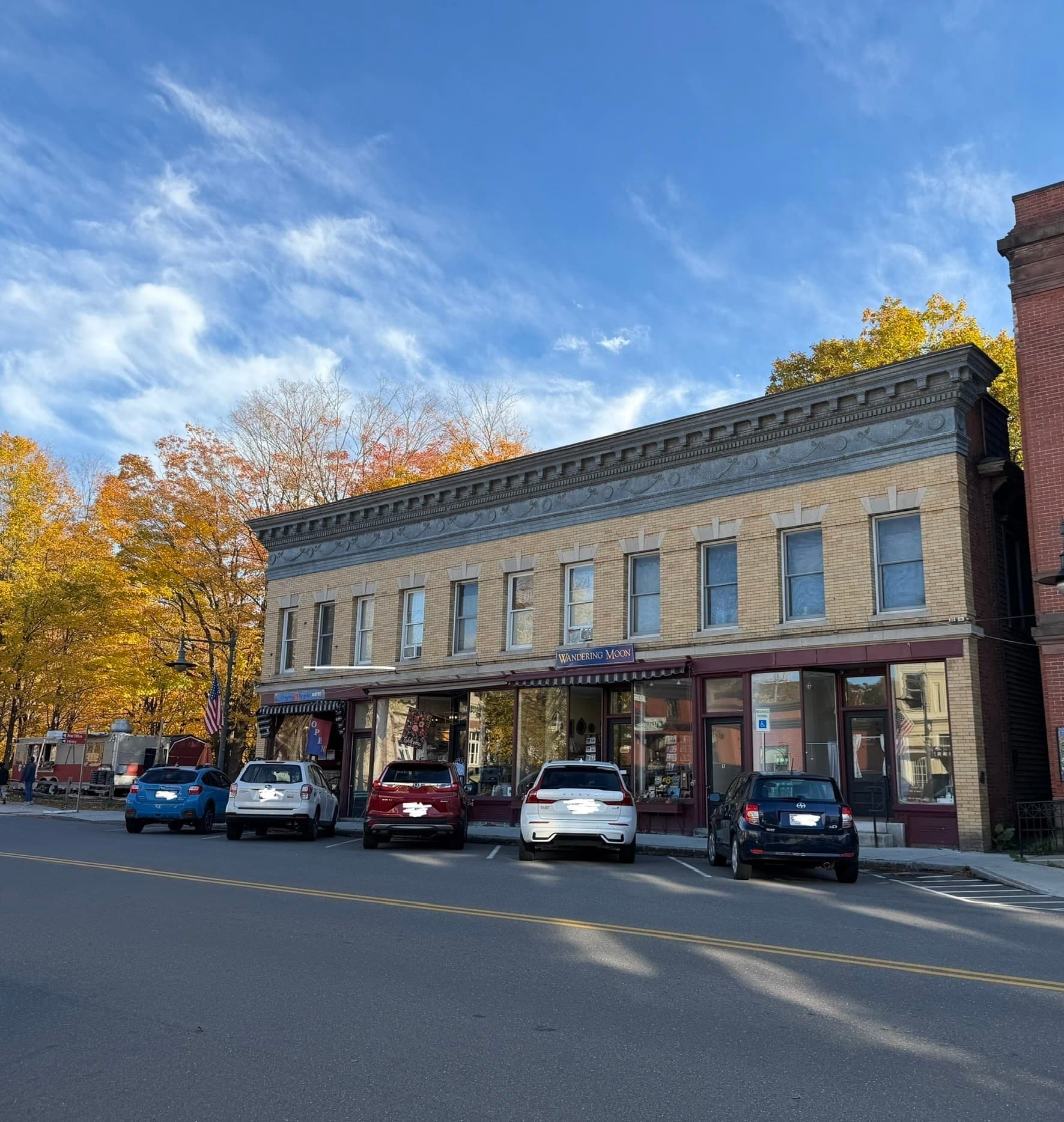 55 Bridge St, Shelburne MA 01370