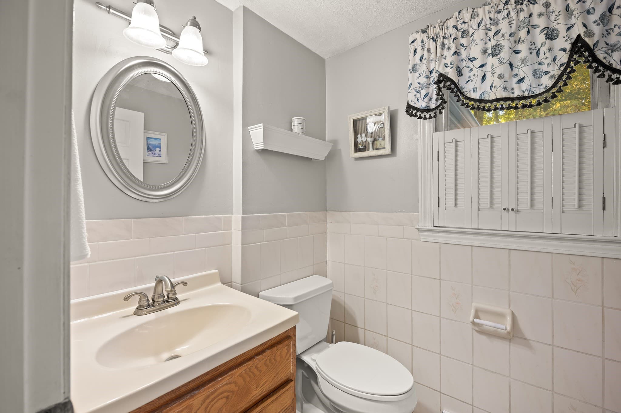 Single Family Residence at 11 Colonial Ln, Canton MA 02021, photo 16 of 41