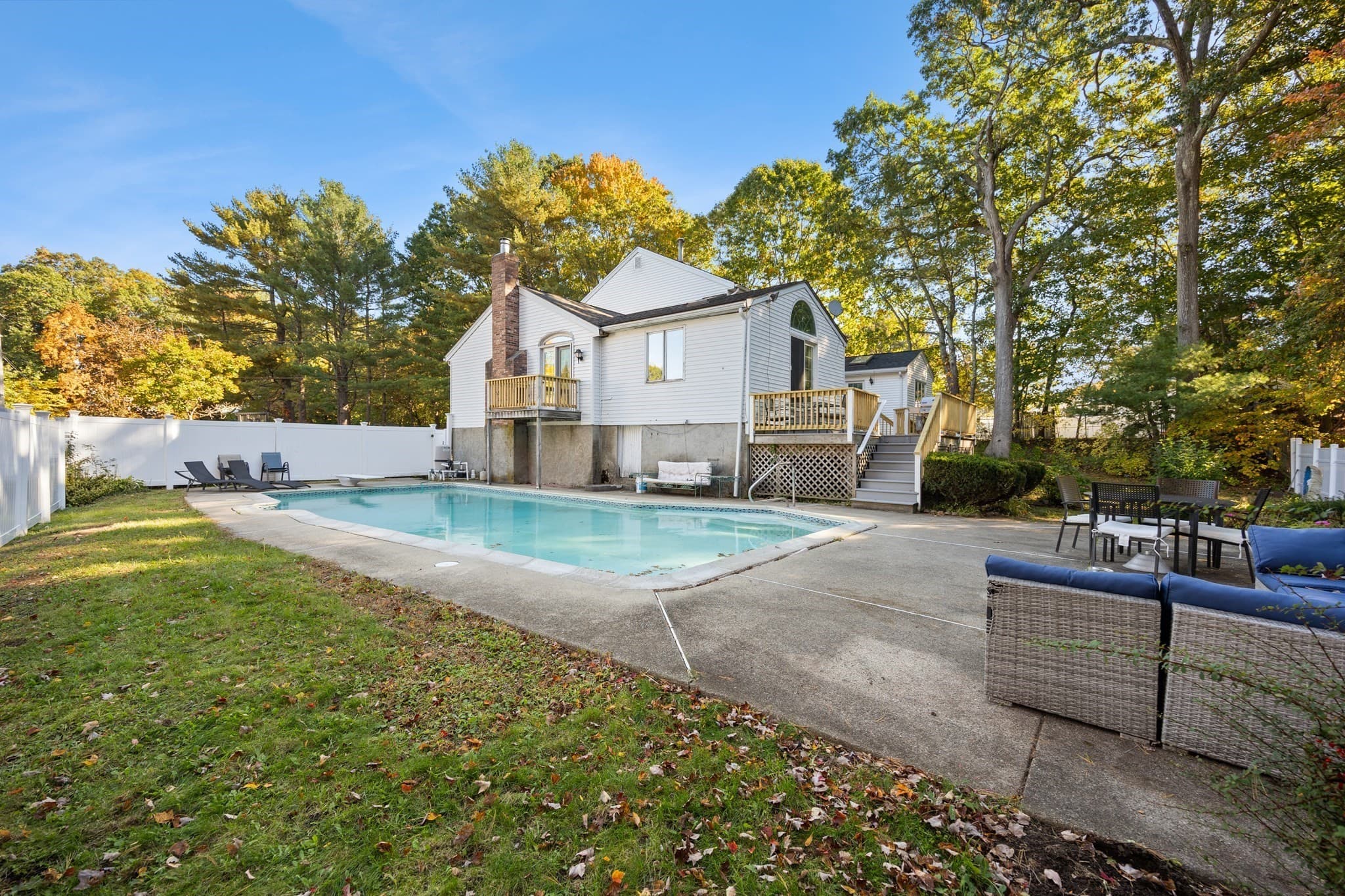 Single Family Residence at 11 Colonial Ln, Canton MA 02021, photo 34 of 41