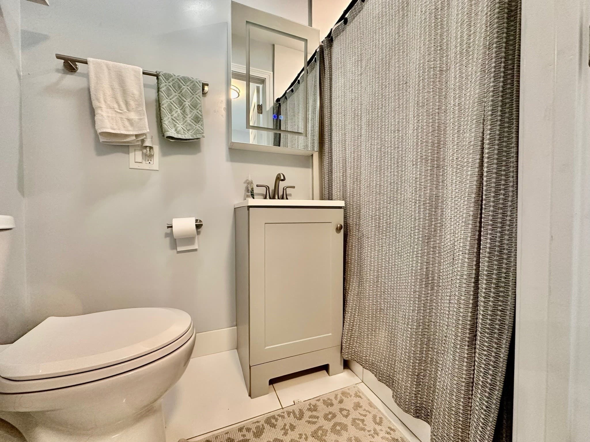 Single Family Residence at 12 Hobson Ave, Wilmington MA 01887, photo 7 of 20