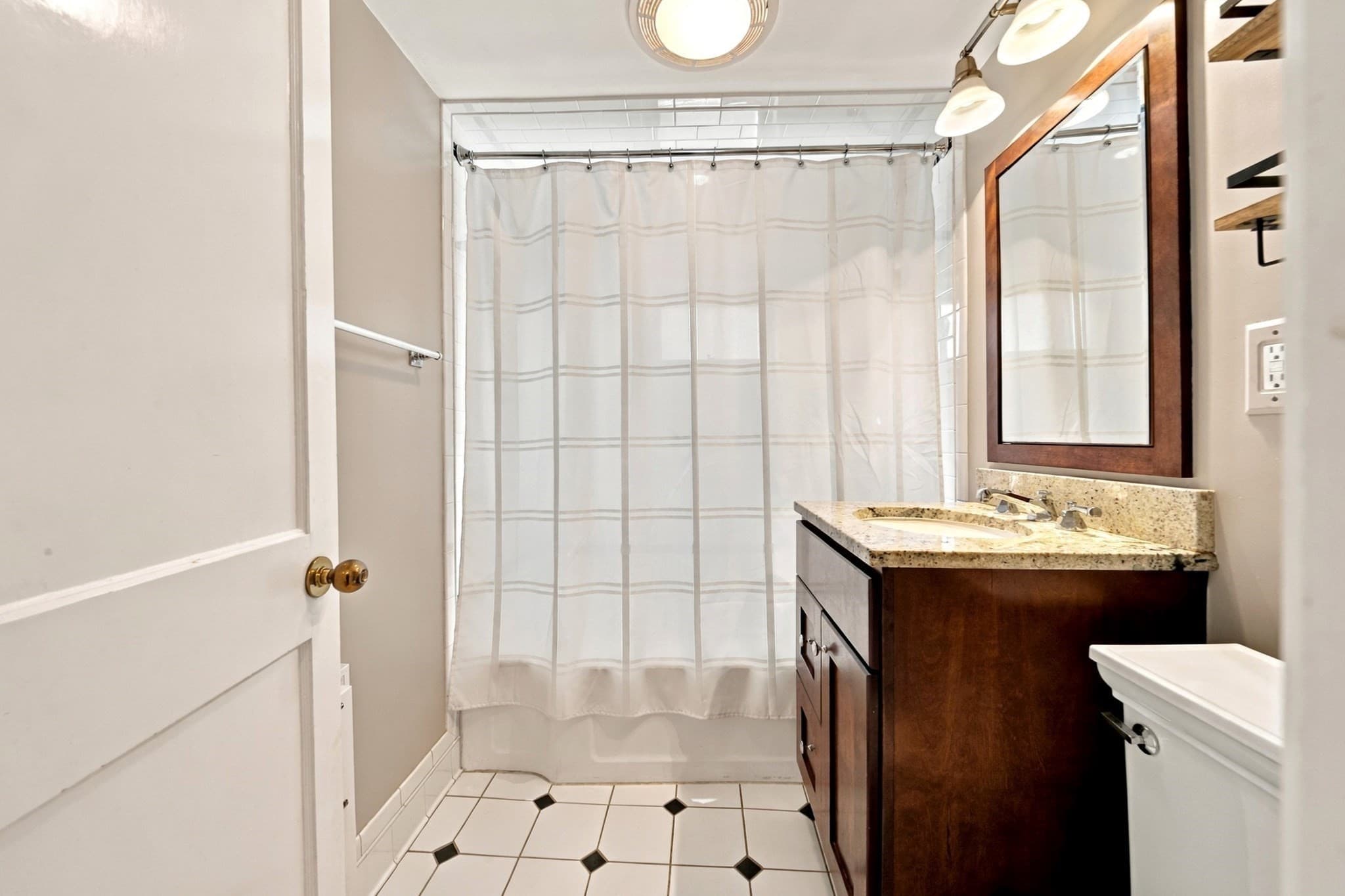 Single Family Residence at 53 Statler Rd, Belmont MA 02478, photo 5 of 27