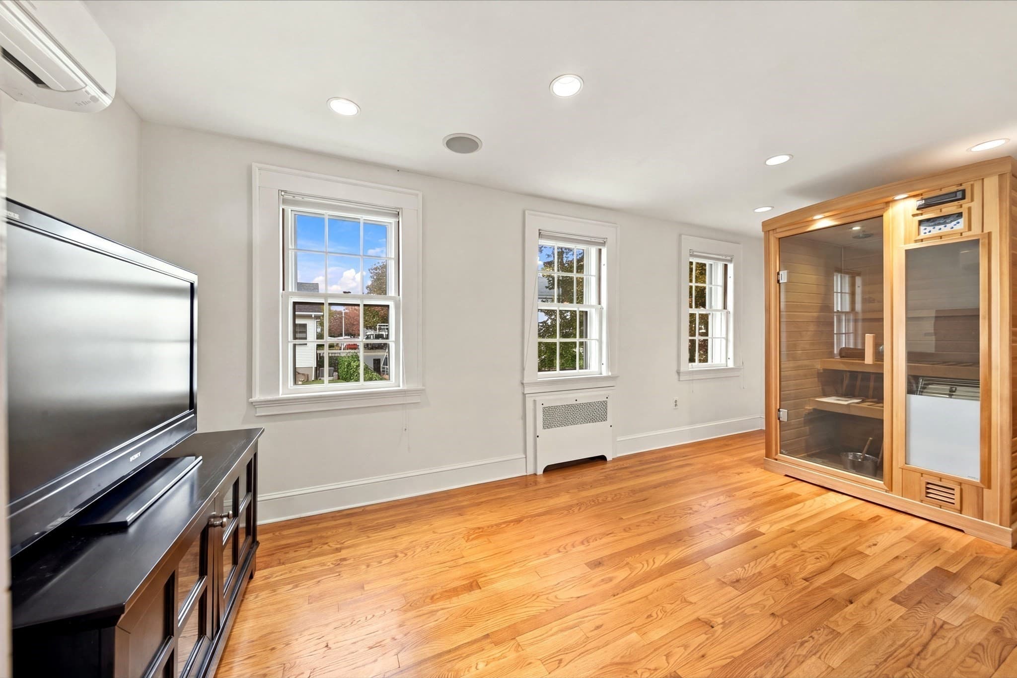 Single Family Residence at 53 Statler Rd, Belmont MA 02478, photo 4 of 27