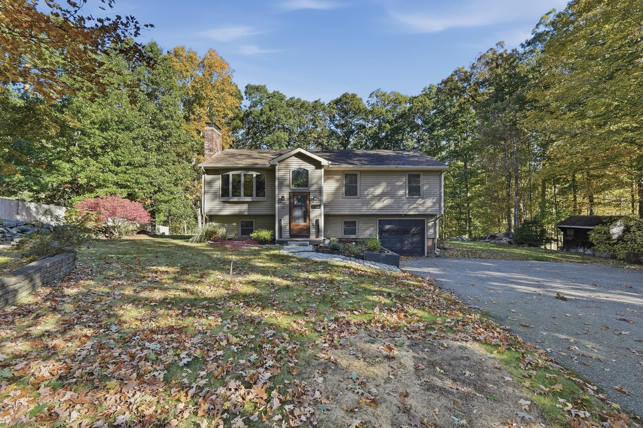 34 Clara Barton Road, Oxford MA 01540