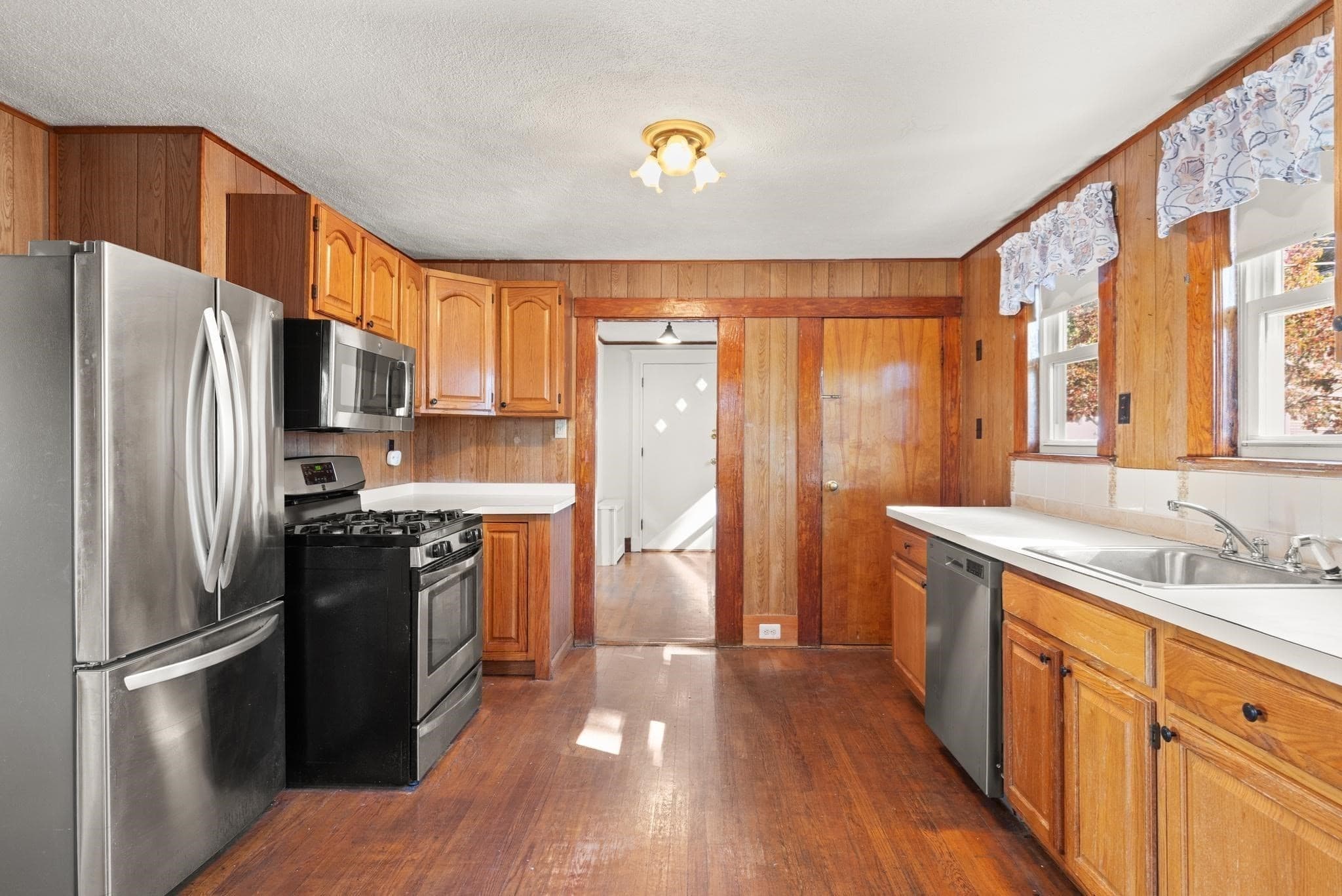 Single Family Residence at 52 Chesbrough Road, Boston MA 02132, photo 19 of 36