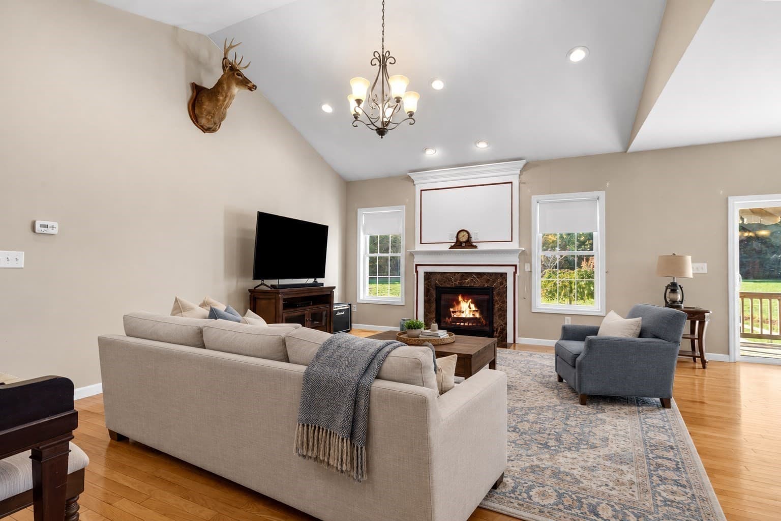 Single Family Residence at 3 Hickory Lane, Bridgewater MA 02324, photo 9 of 40