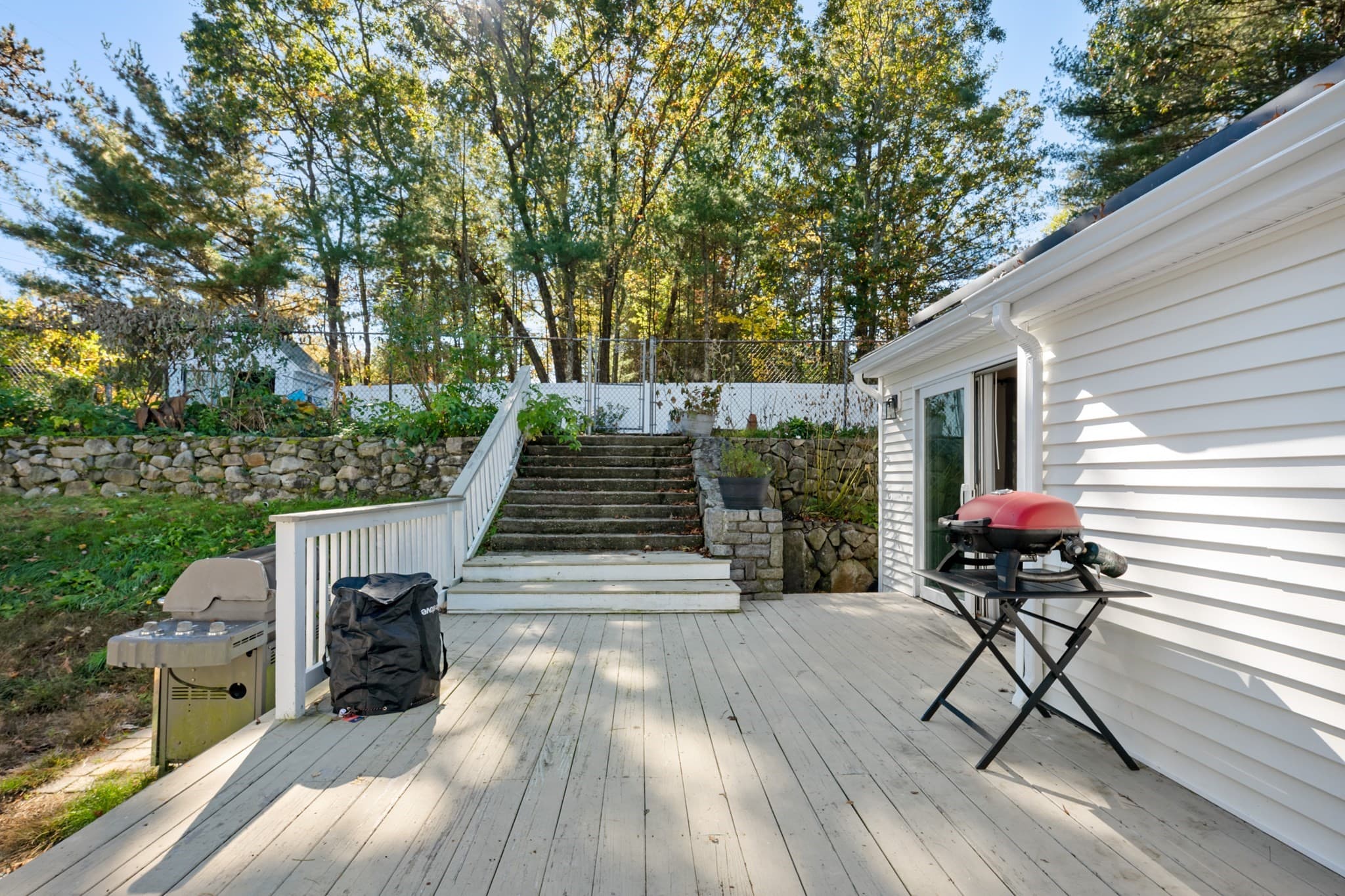 Single Family Residence at 631 Central St, Holliston MA 01746, photo 6 of 38