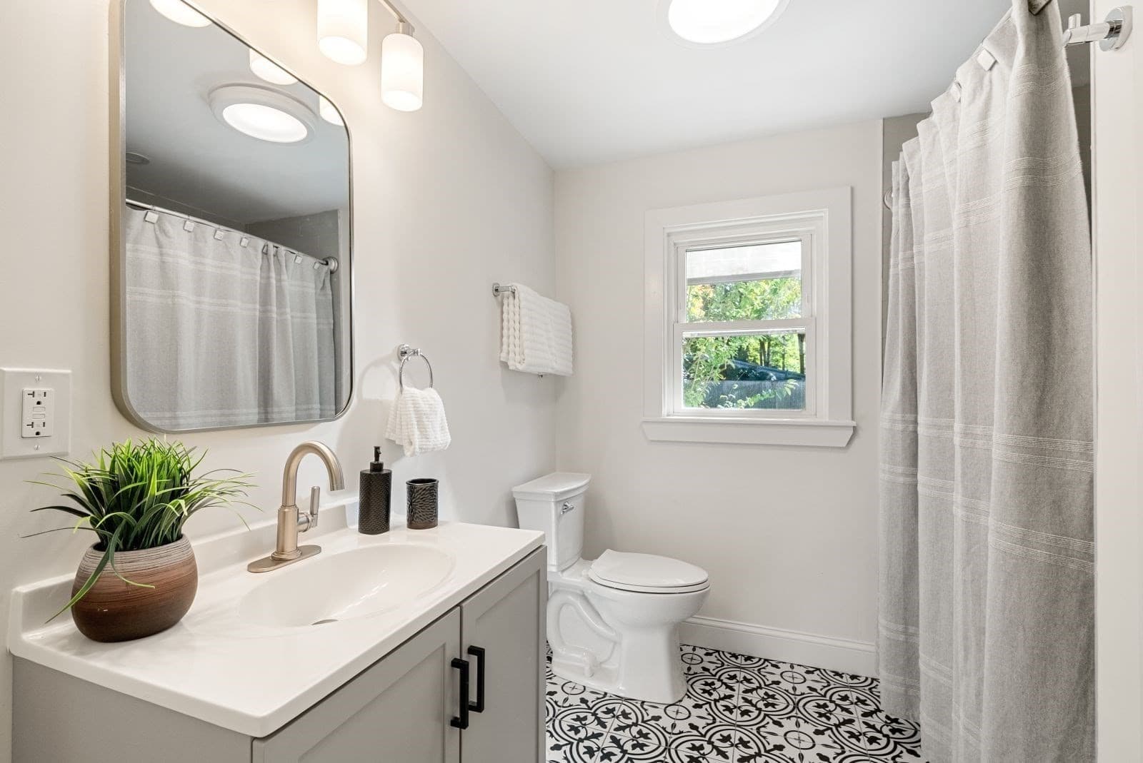 Single Family Residence at 276 Hunting Road, Needham MA 02494, photo 22 of 42