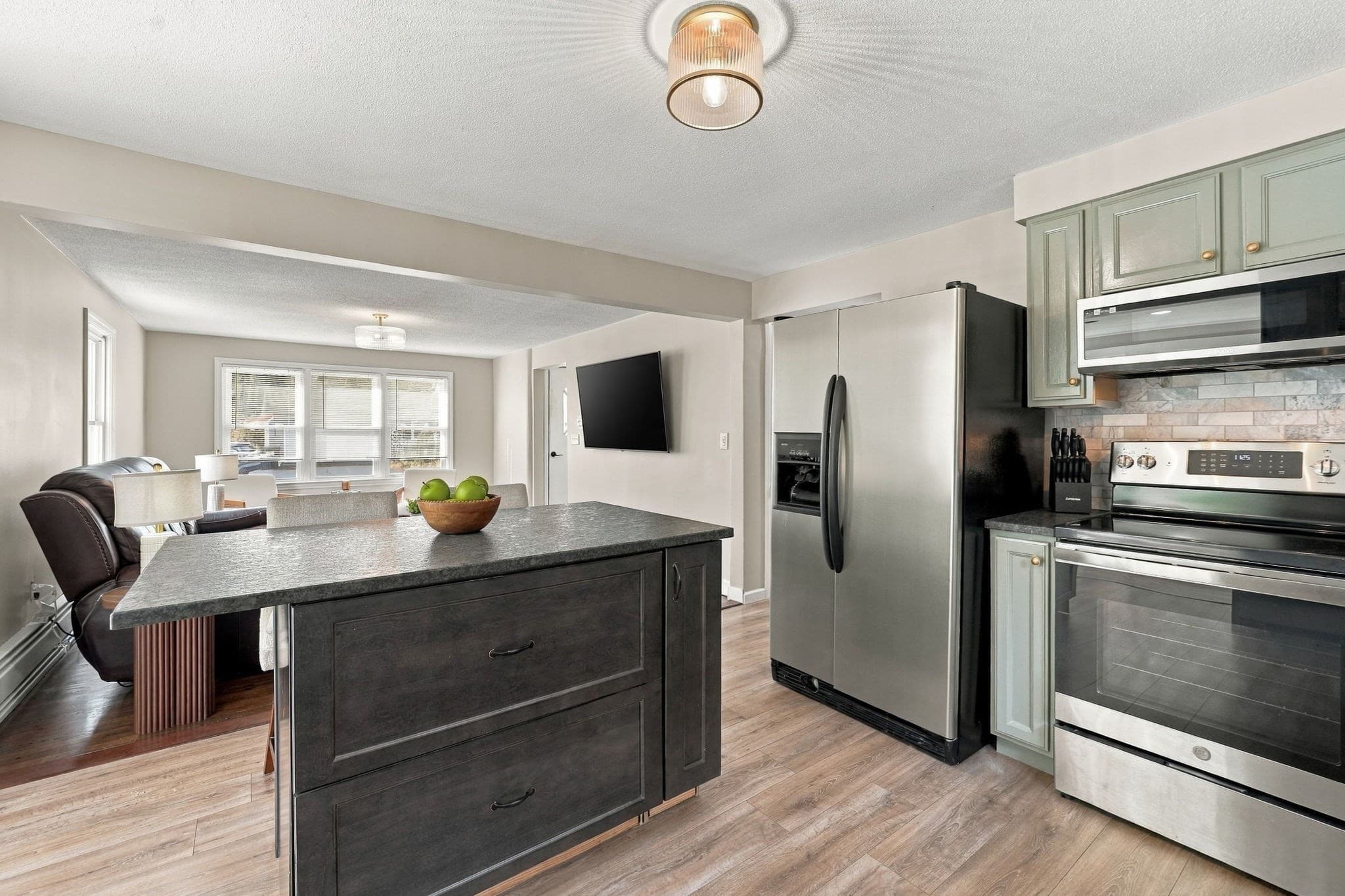 Single Family Residence at 43 Oliver St, Easthampton MA 01027, photo 16 of 34