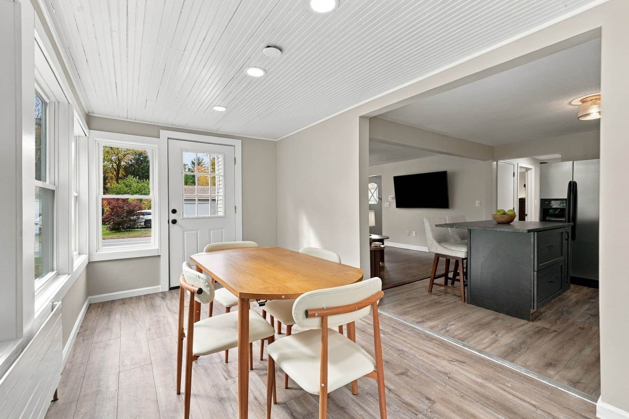 Single Family Residence at 43 Oliver St, Easthampton MA 01027, photo 22 of 34