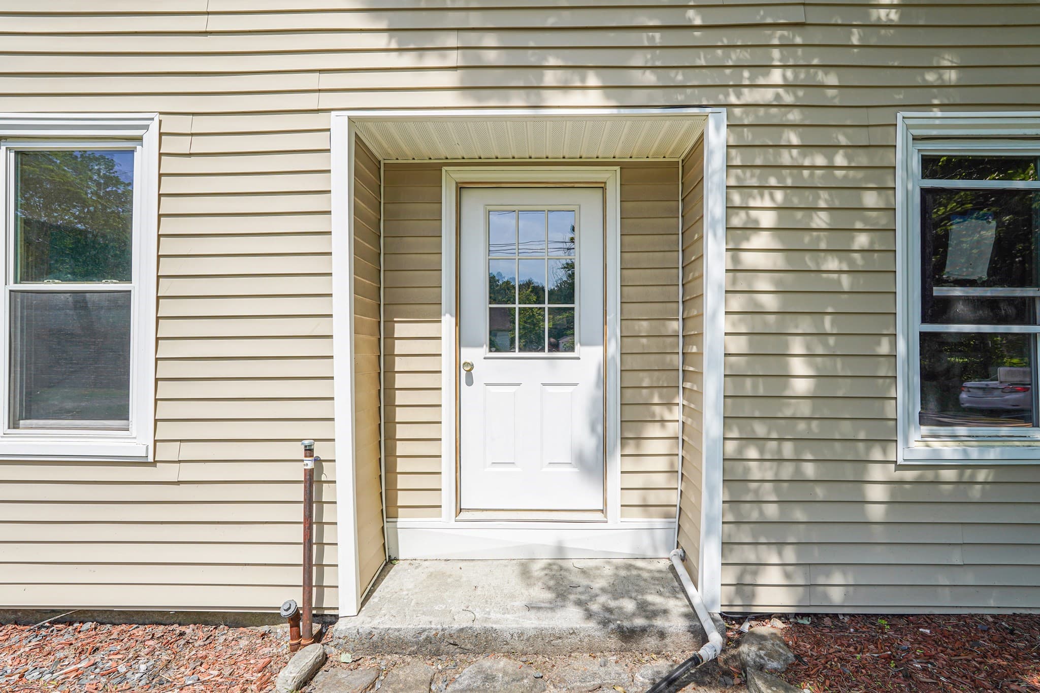 4 Family at 62 Willow Rd, Ayer MA 01432, photo 2 of 18