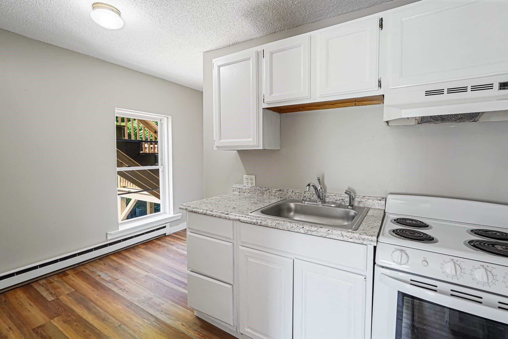 4 Family at 62 Willow Rd, Ayer MA 01432, photo 8 of 18