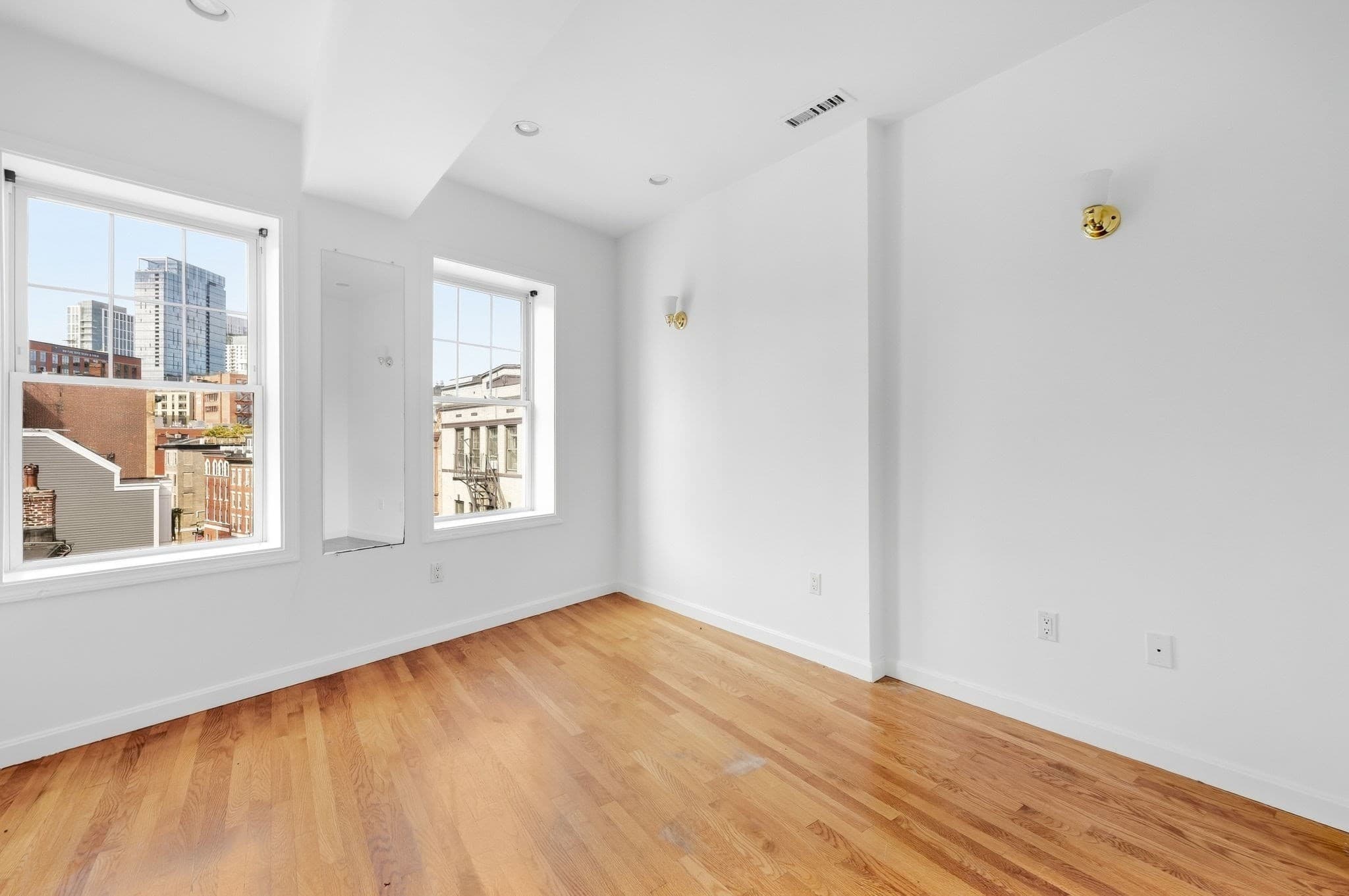 4 Family - 4 Units Up/Down at 111 Salem Street, Boston MA 02113, photo 12 of 23