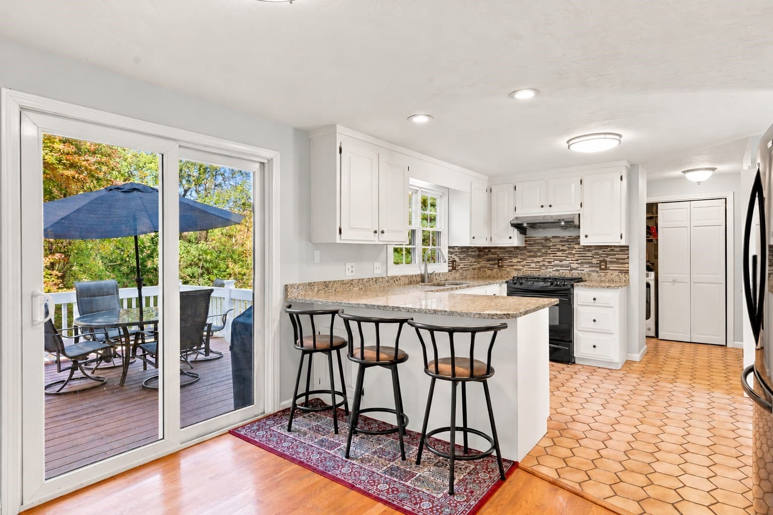 Single Family Residence at 293 Davis St, Northborough MA 01532, photo 12 of 42
