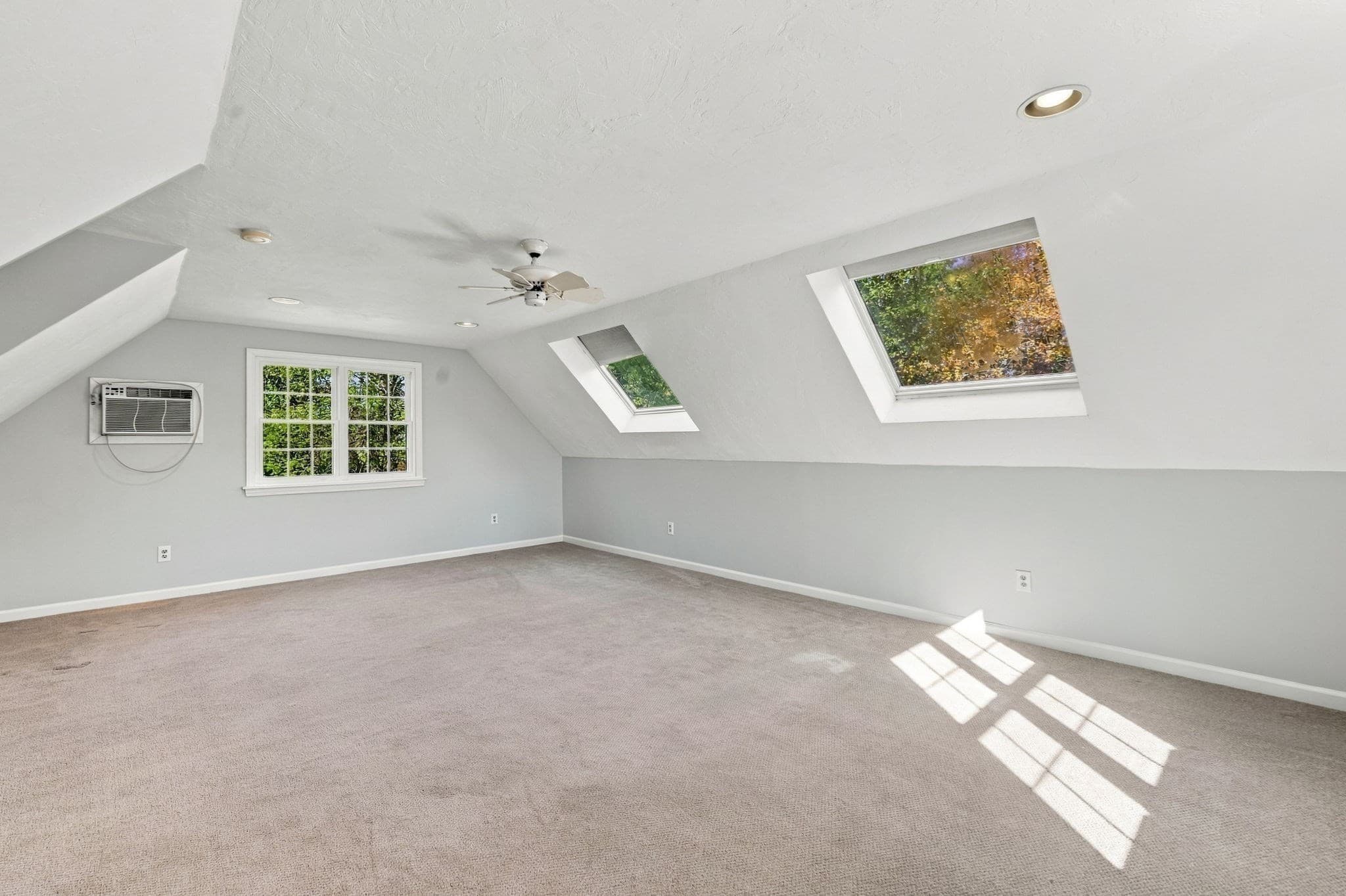 Single Family Residence at 293 Davis St, Northborough MA 01532, photo 32 of 42