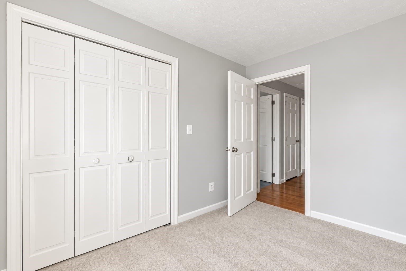 Single Family Residence at 293 Davis St, Northborough MA 01532, photo 41 of 42