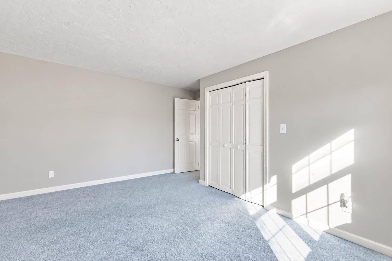 Single Family Residence at 293 Davis St, Northborough MA 01532, photo 40 of 42