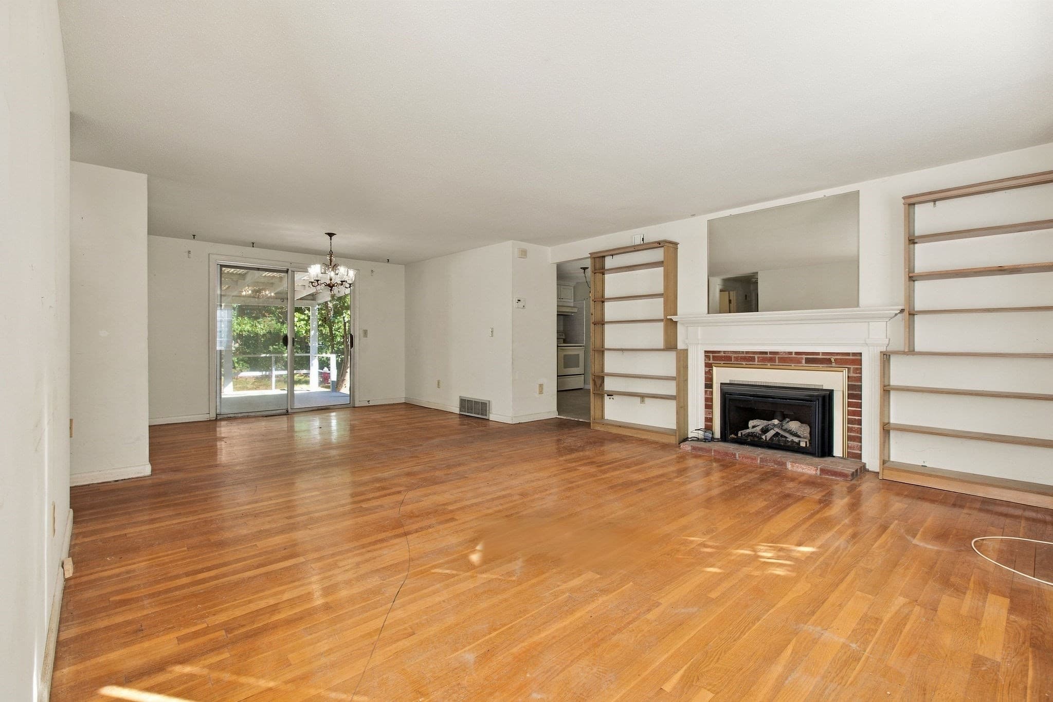 Single Family Residence at 50 Shallow Brook Rd, Yarmouth MA 02664, photo 6 of 27