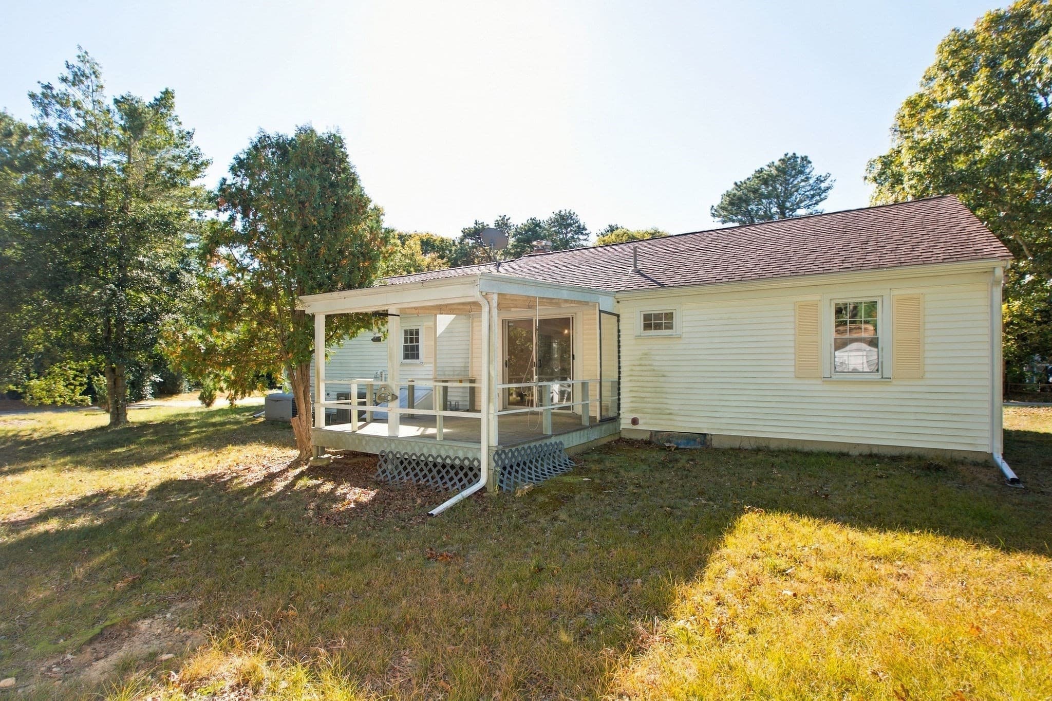 Single Family Residence at 50 Shallow Brook Rd, Yarmouth MA 02664, photo 3 of 27