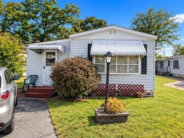 18 Taunton St # 5, Plainville MA 02762