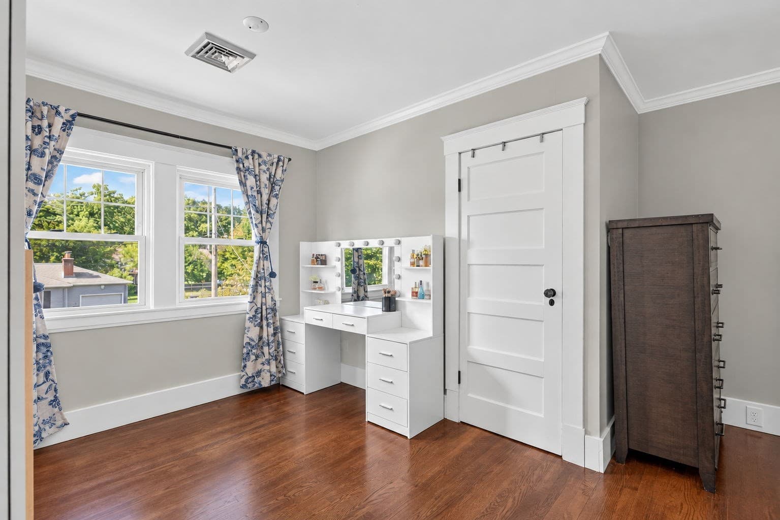 Single Family Residence at 50 Lewis St, Franklin MA 02038, photo 23 of 41