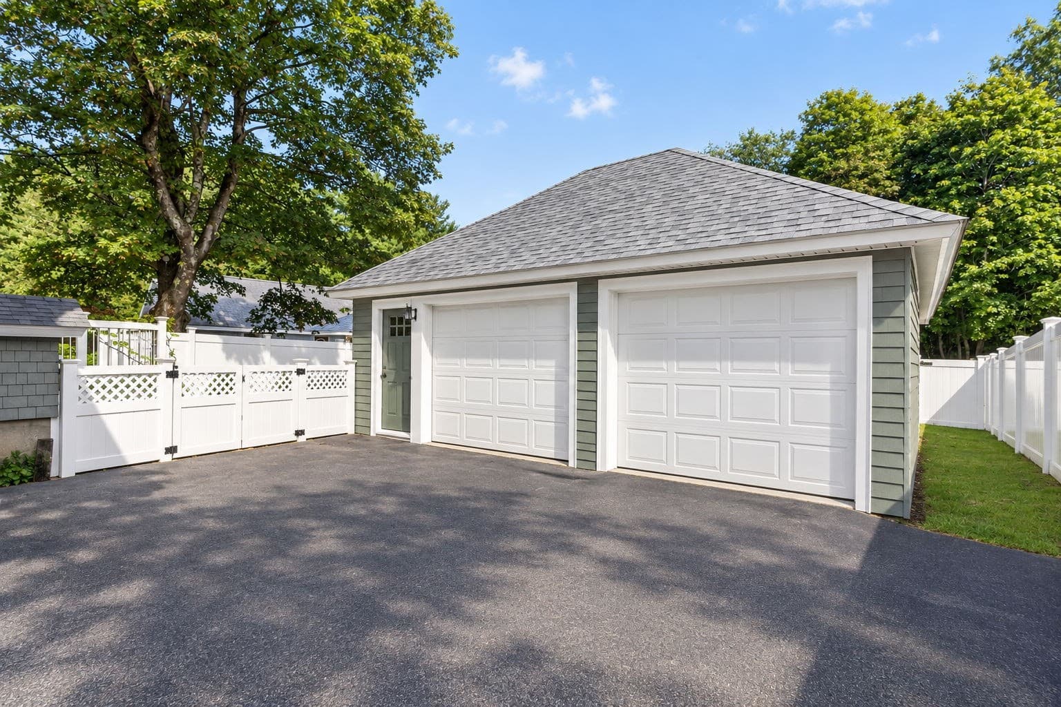 Single Family Residence at 50 Lewis St, Franklin MA 02038, photo 33 of 41
