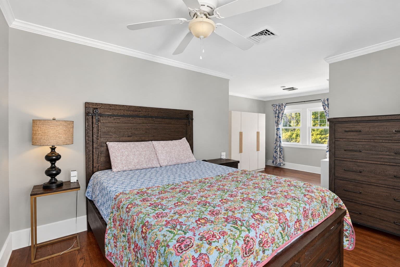 Single Family Residence at 50 Lewis St, Franklin MA 02038, photo 21 of 41