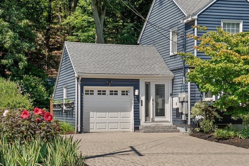 Single Family Residence at 29 Robert Street, Wakefield MA 01880, photo 38 of 42