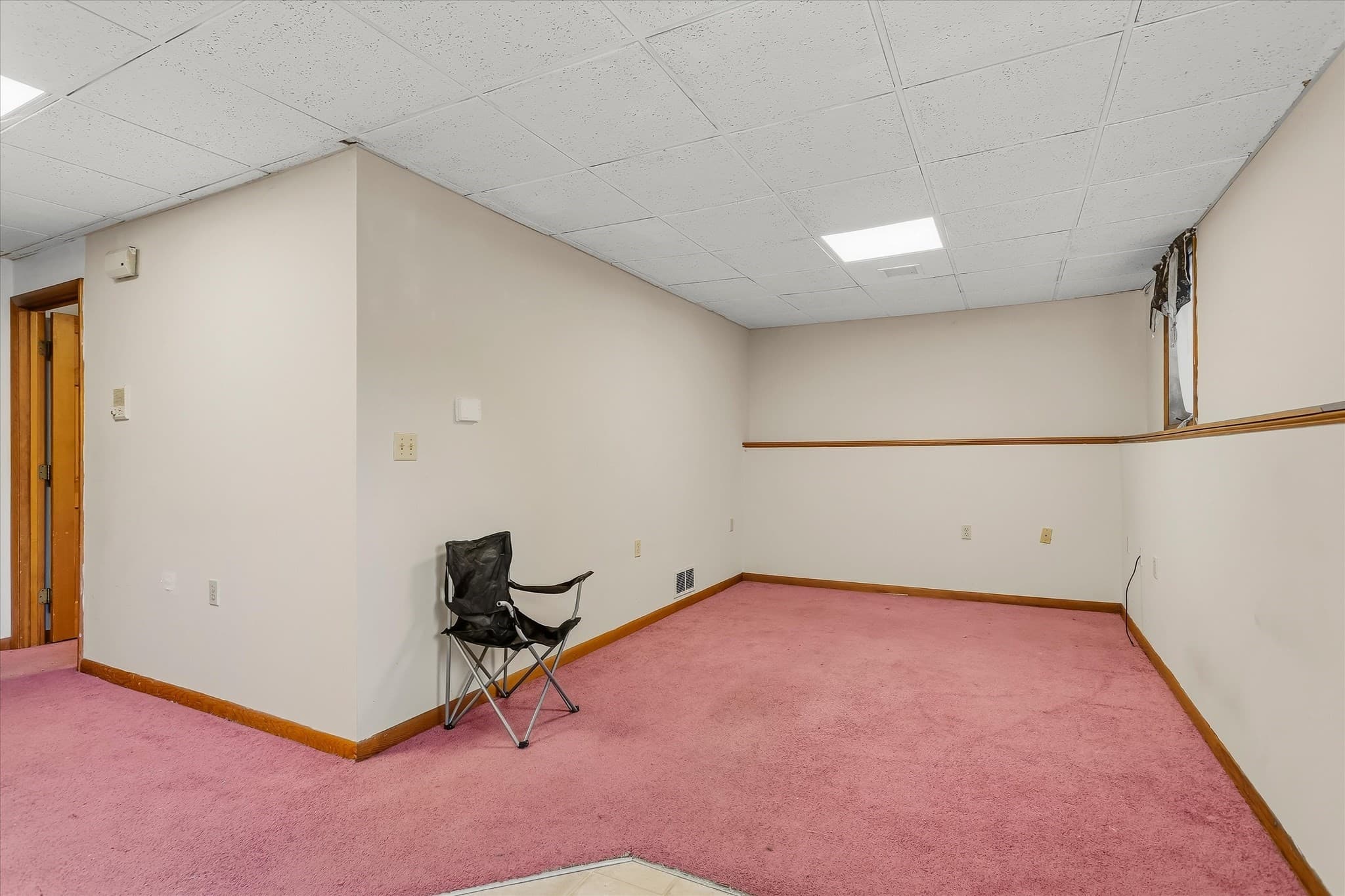 Single Family Residence at 14 Buckingham Lane, Haverhill MA 01835, photo 24 of 41