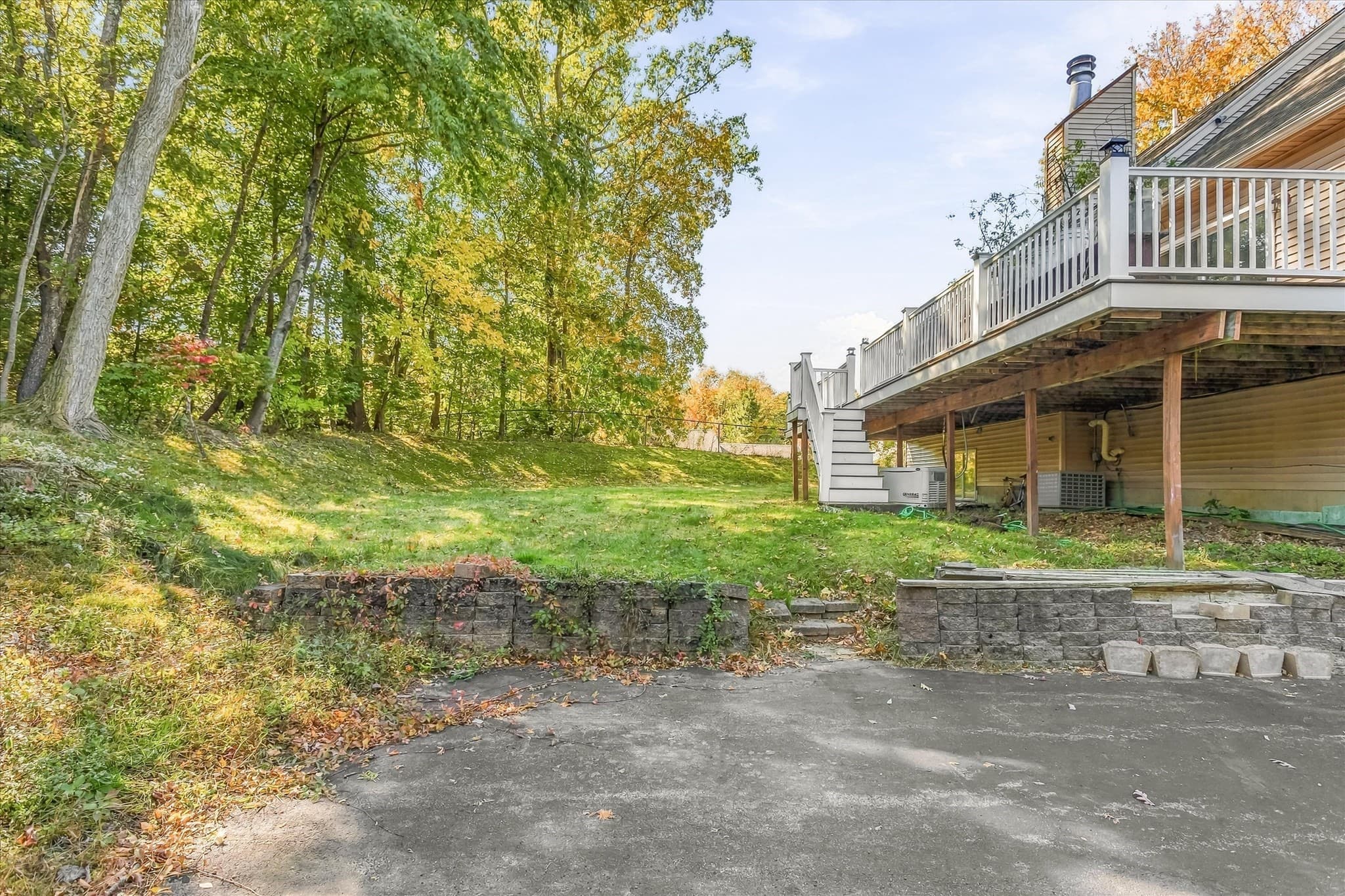 Single Family Residence at 14 Buckingham Lane, Haverhill MA 01835, photo 33 of 41