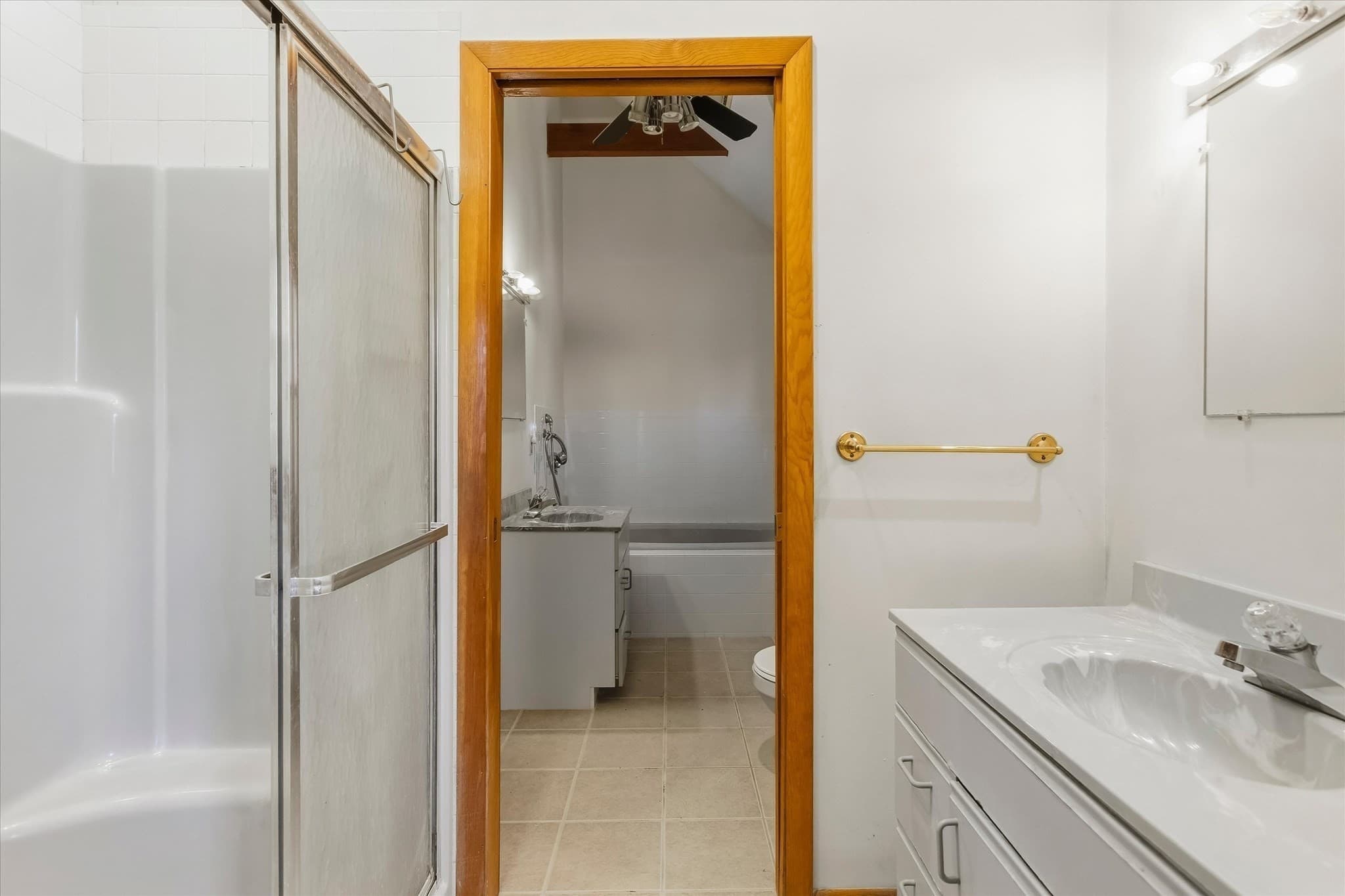 Single Family Residence at 14 Buckingham Lane, Haverhill MA 01835, photo 15 of 41