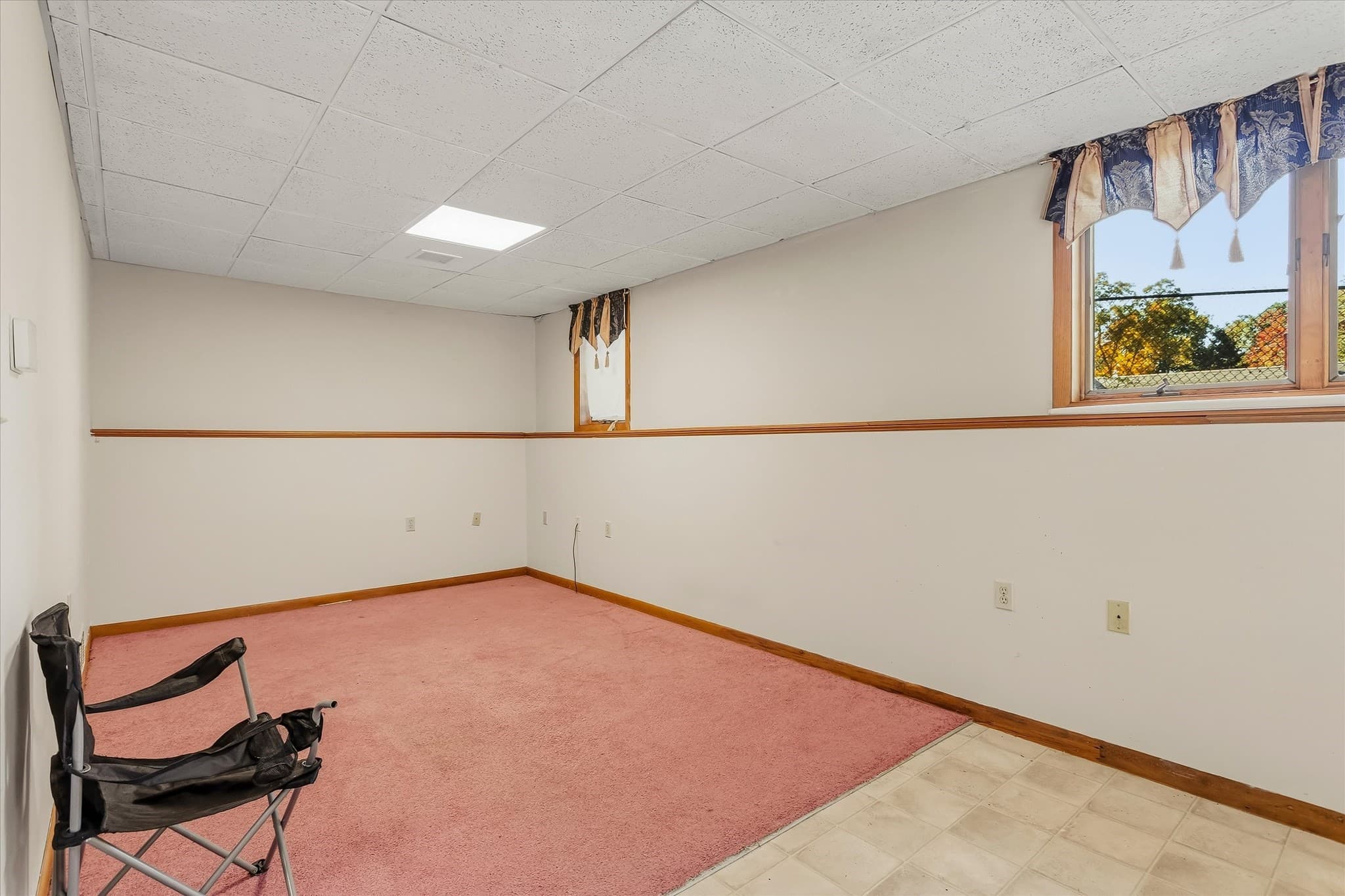 Single Family Residence at 14 Buckingham Lane, Haverhill MA 01835, photo 25 of 41