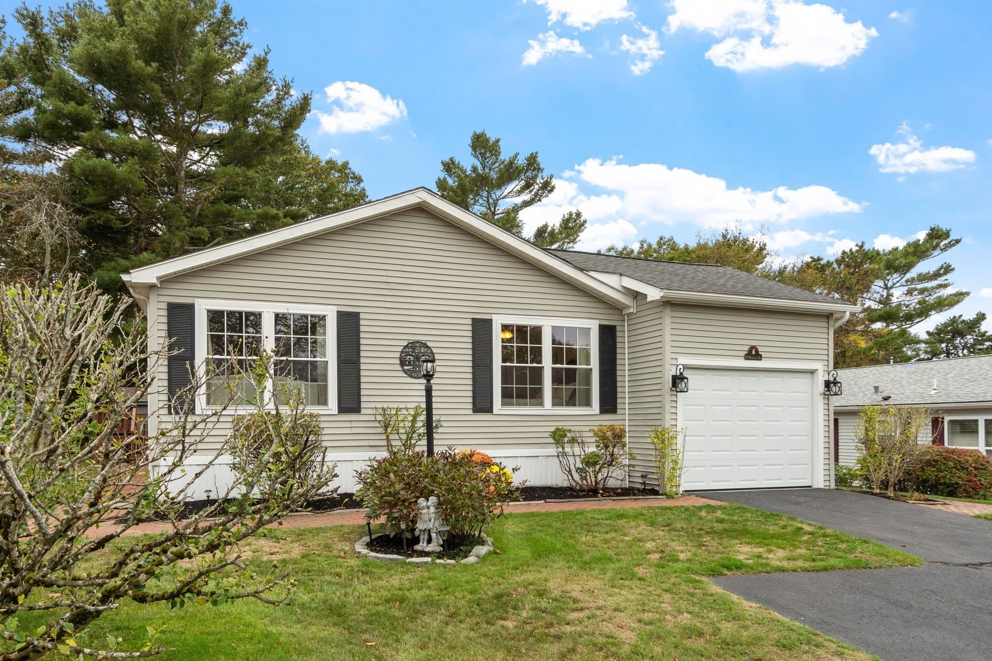 19 Headlands Drive, Plymouth MA 02360