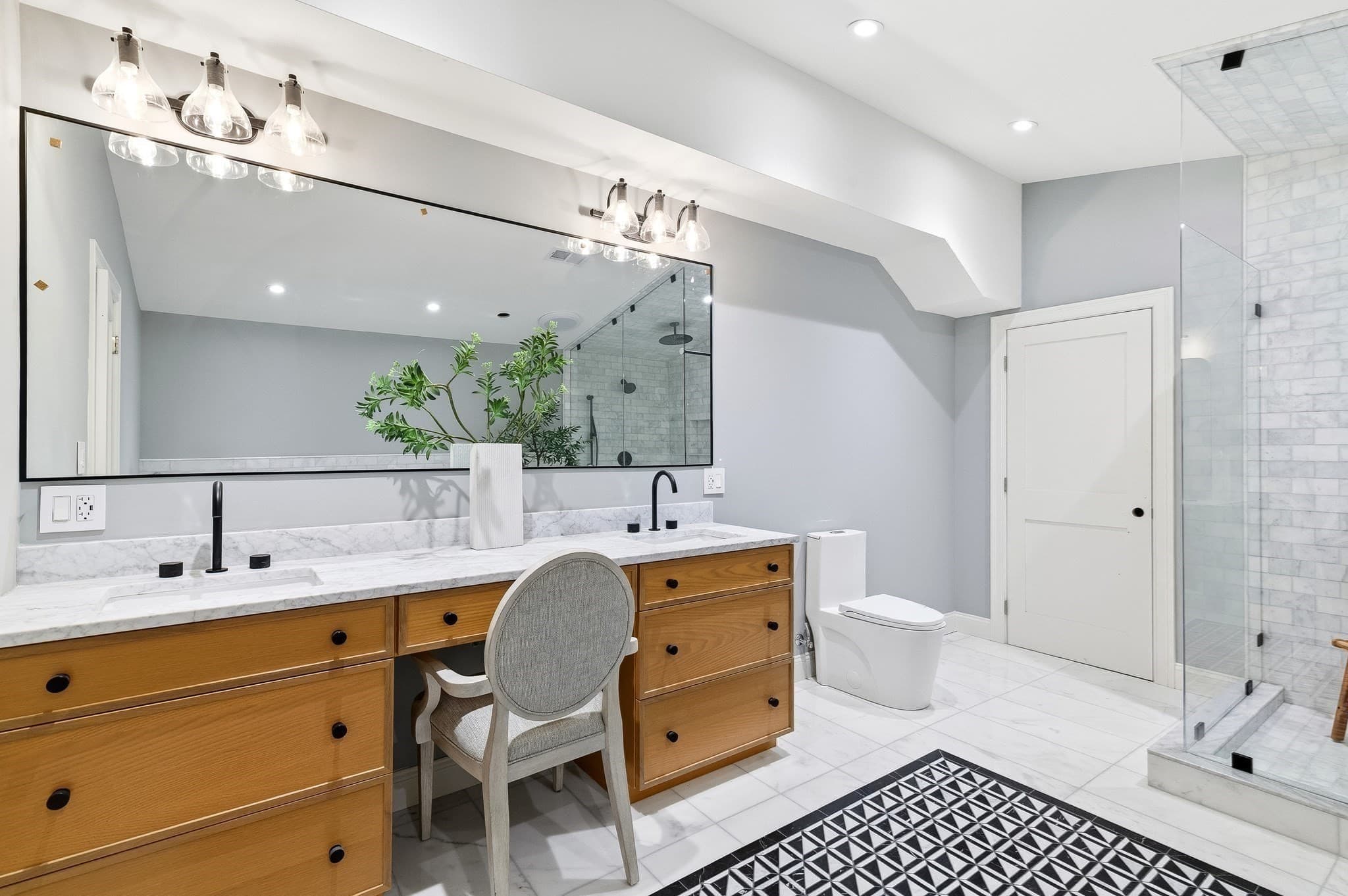 Condominium at 31 Westmore # 31, Boston MA 02126, photo 17 of 36
