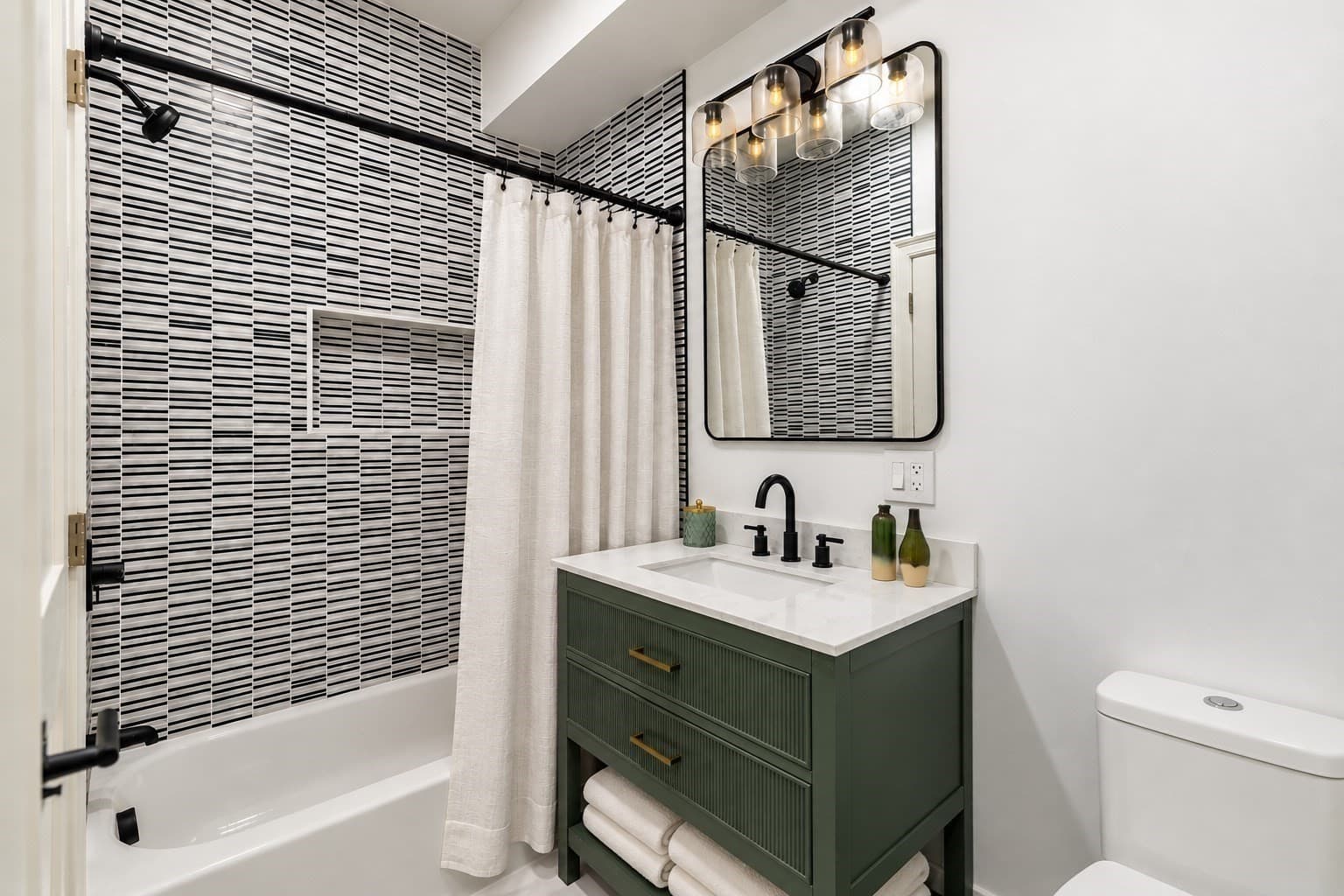 Condominium at 31 Westmore # 31, Boston MA 02126, photo 25 of 36