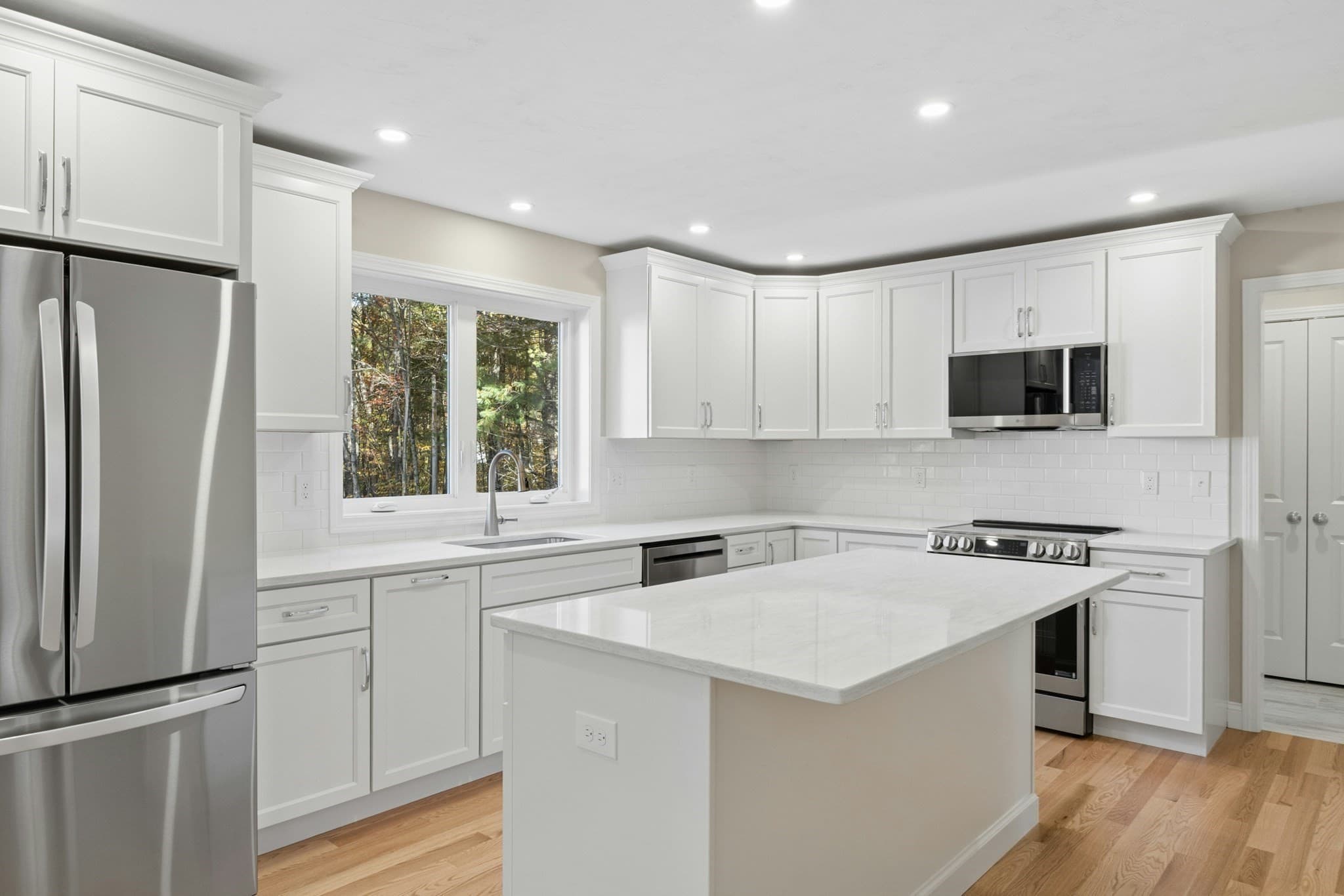 Single Family Residence at 43 Martin, Douglas MA 01516, photo 4 of 41
