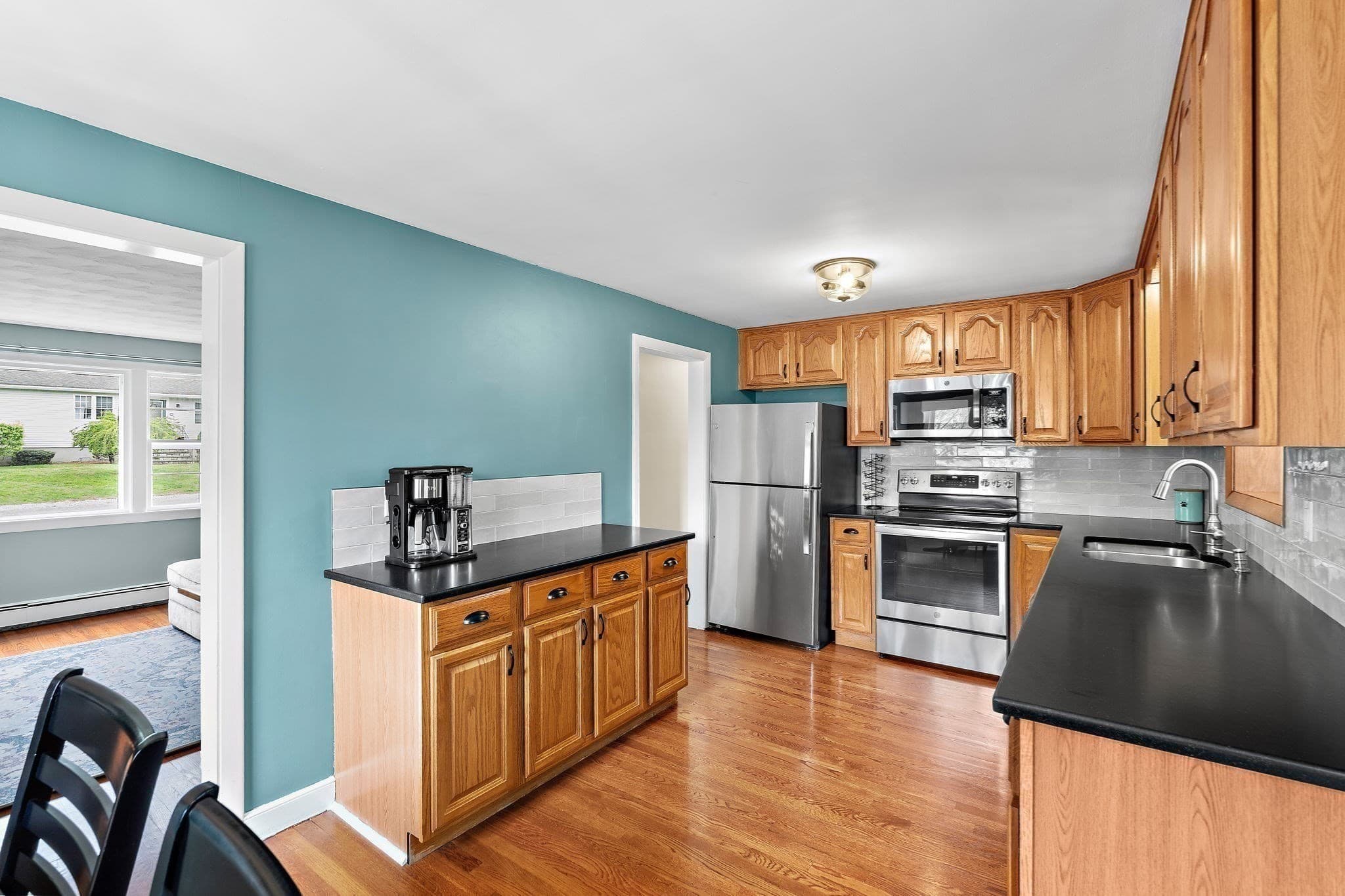 Single Family Residence at 82 Edsel Road, Littleton MA 01460, photo 3 of 20