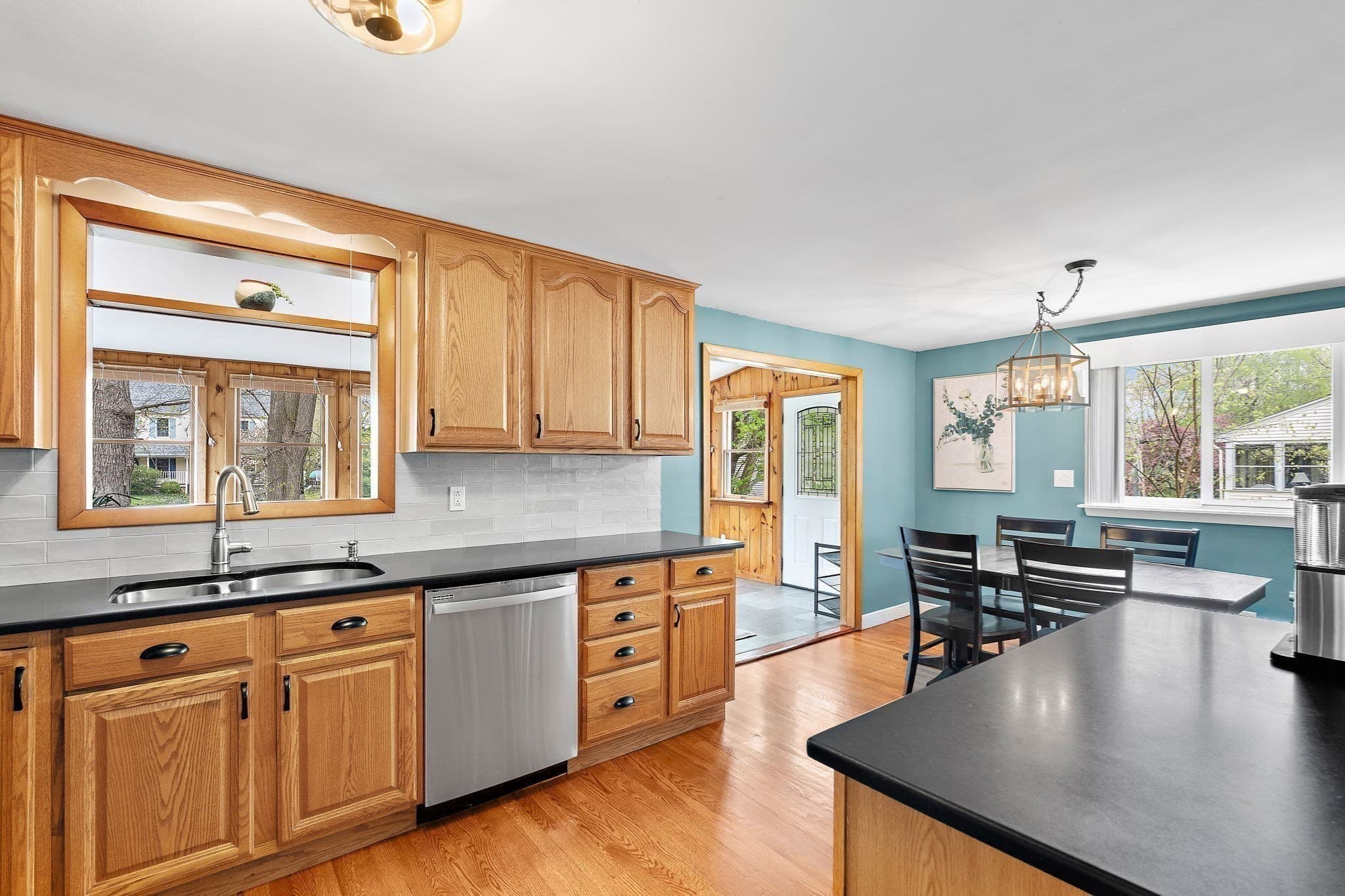 Single Family Residence at 82 Edsel Road, Littleton MA 01460, photo 4 of 20