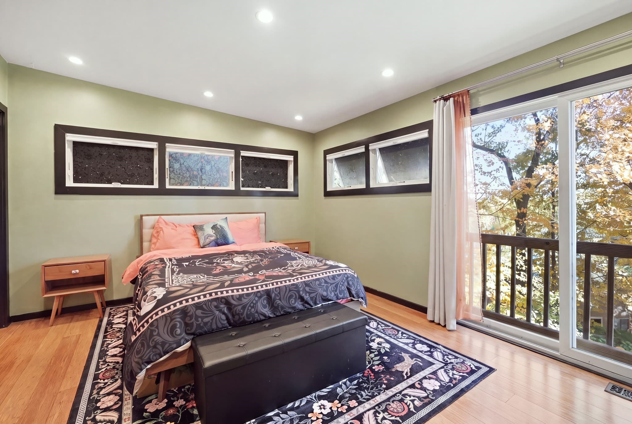 Single Family Residence at 11 Forest Hill Dr, Worcester MA 01609, photo 13 of 34