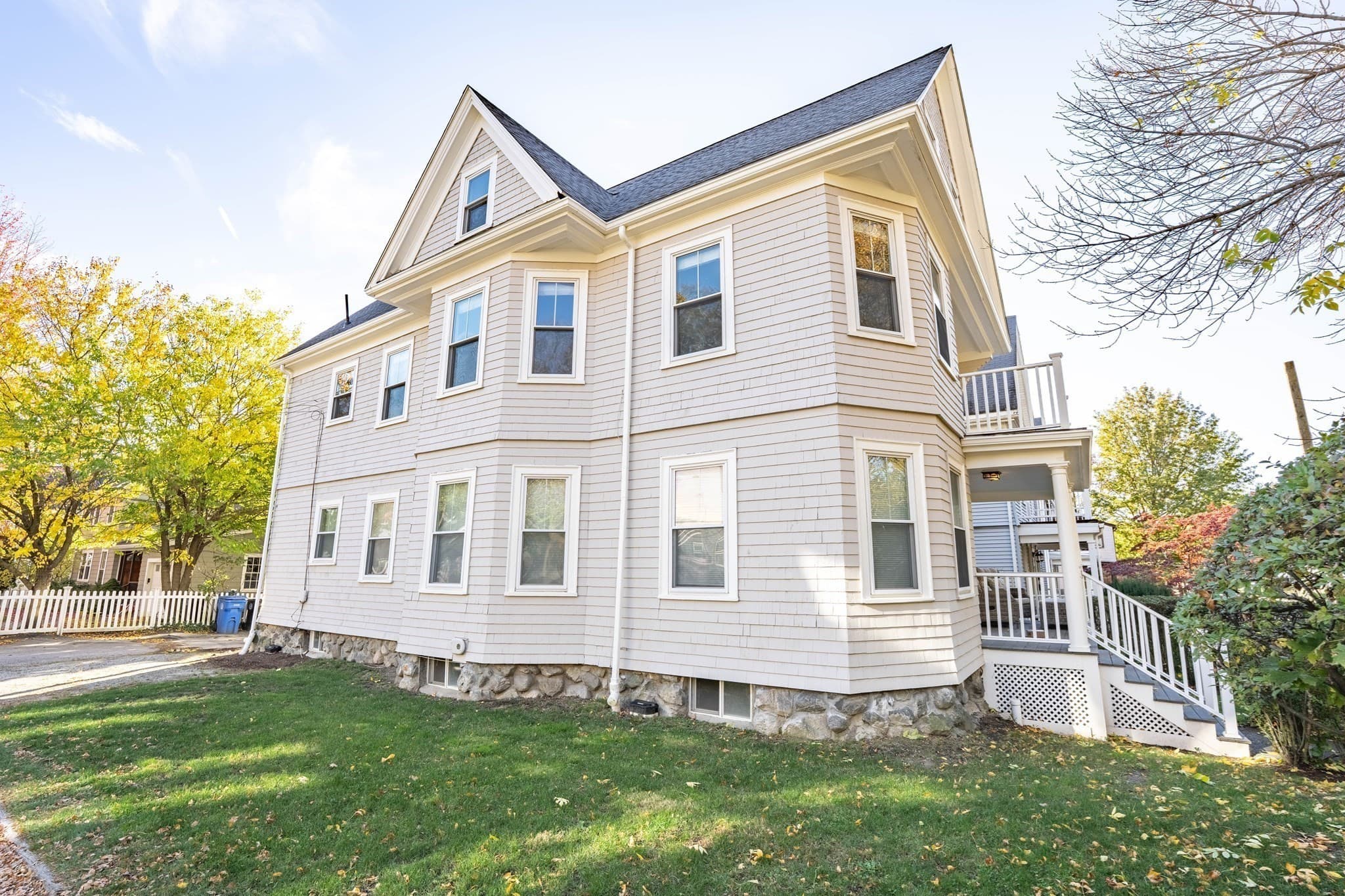 2 Family - 2 Units Up/Down at 257 Waverley St, Belmont MA 02478, photo 2 of 34