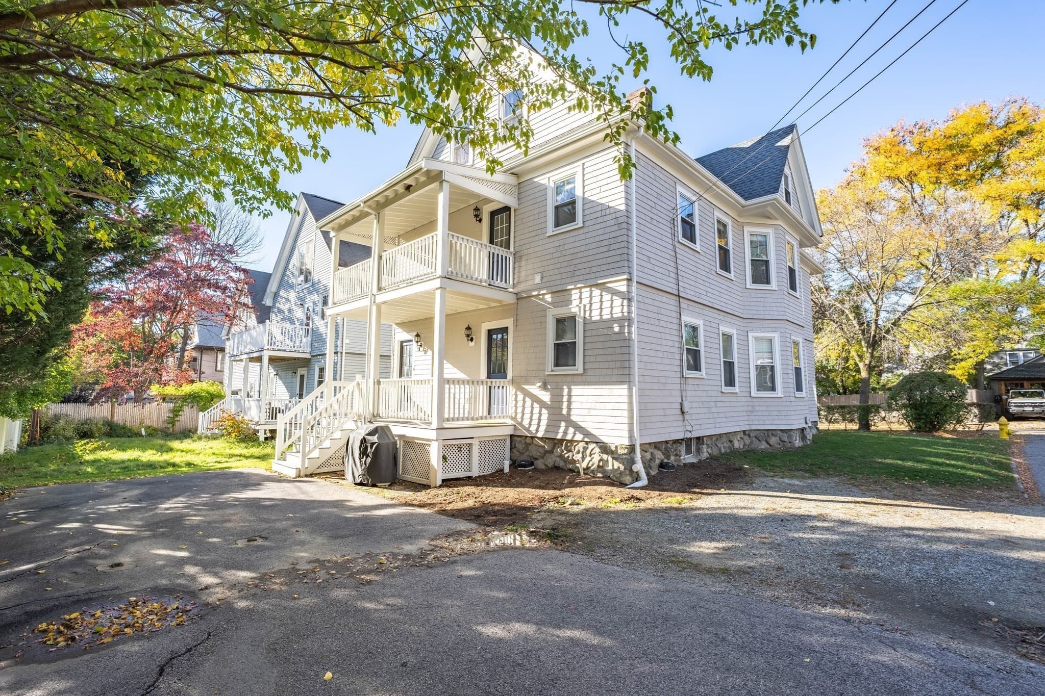 2 Family - 2 Units Up/Down at 257 Waverley St, Belmont MA 02478, photo 3 of 34