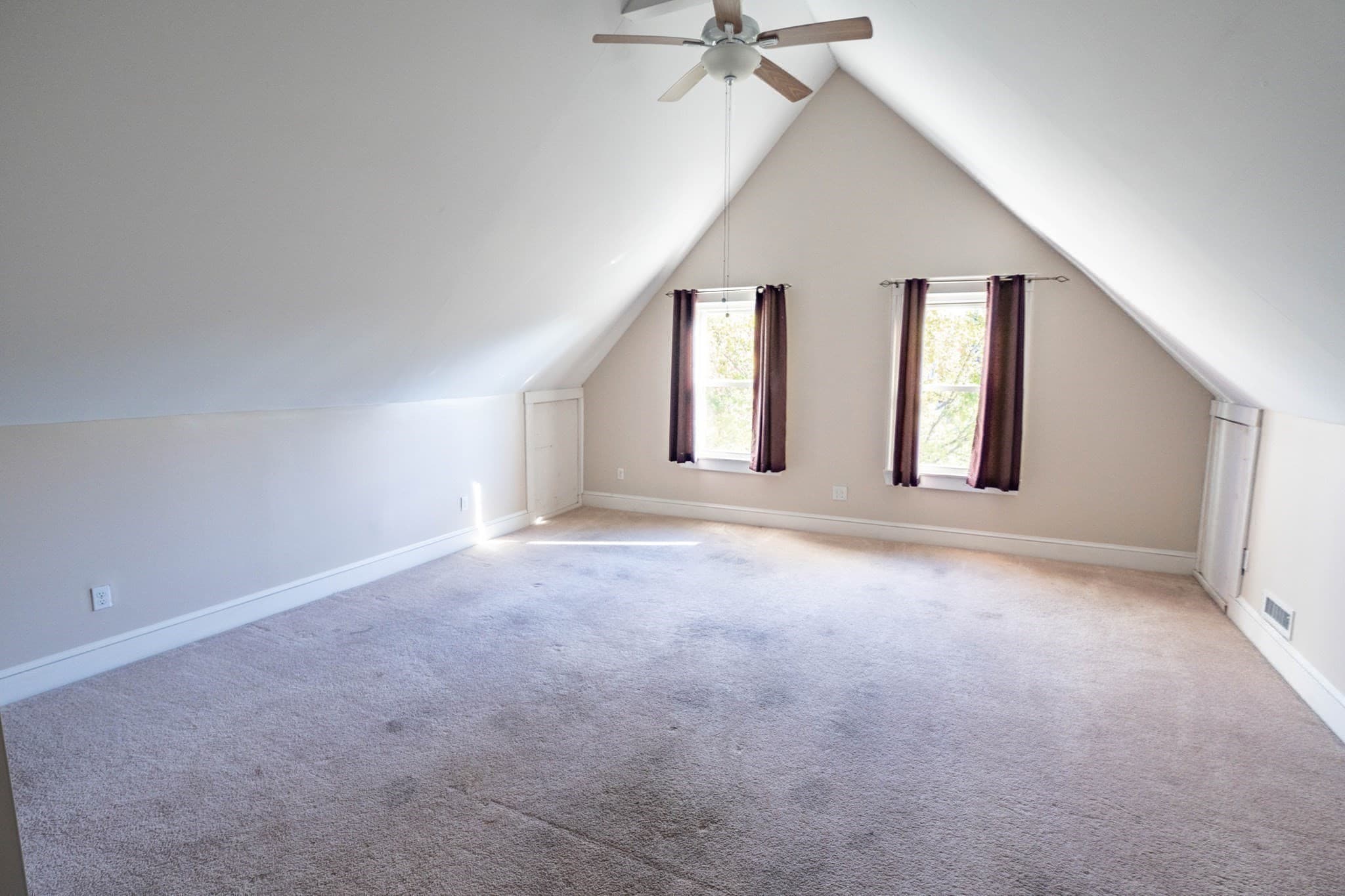 2 Family - 2 Units Up/Down at 257 Waverley St, Belmont MA 02478, photo 31 of 34