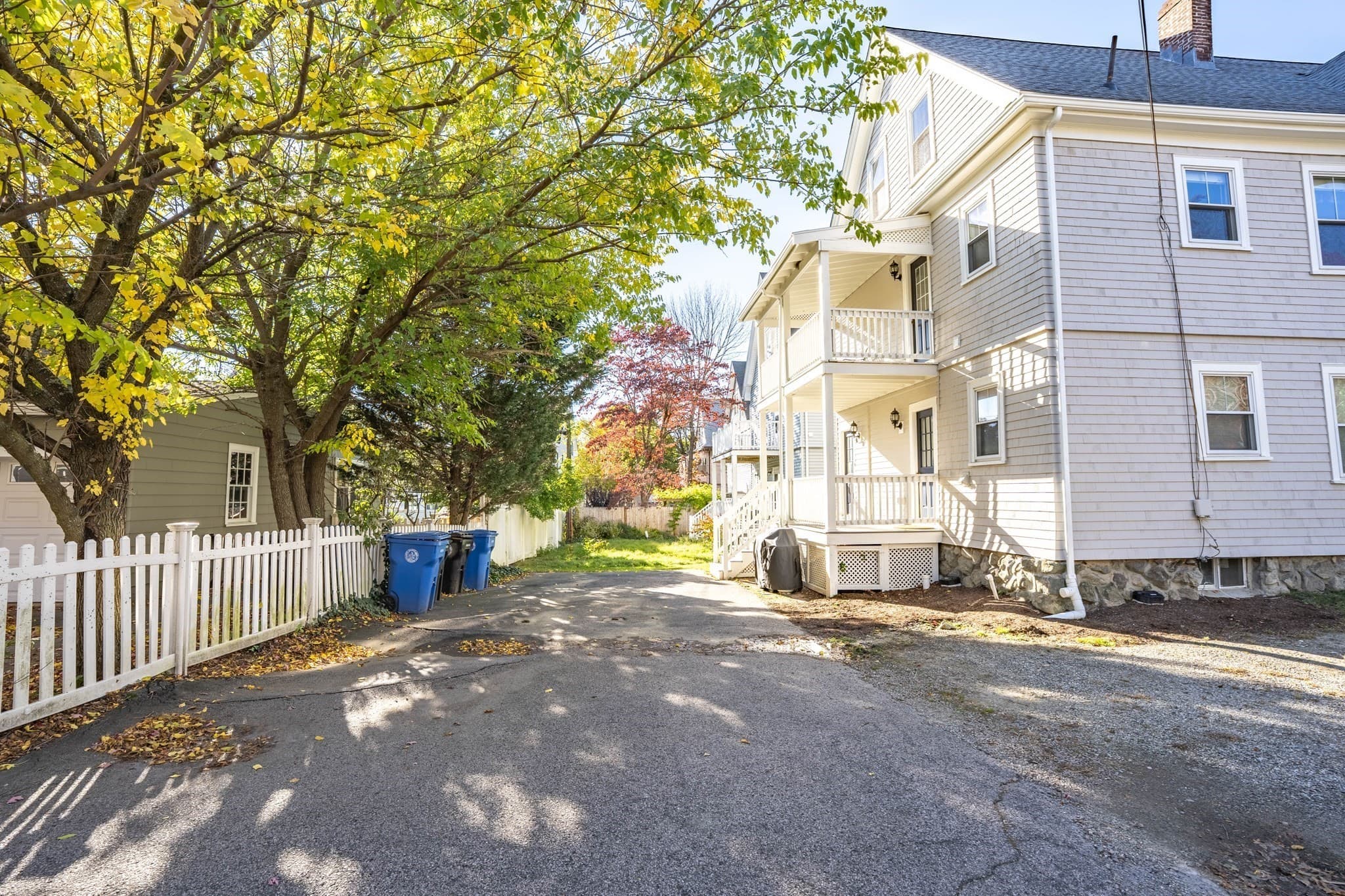 2 Family - 2 Units Up/Down at 257 Waverley St, Belmont MA 02478, photo 4 of 34