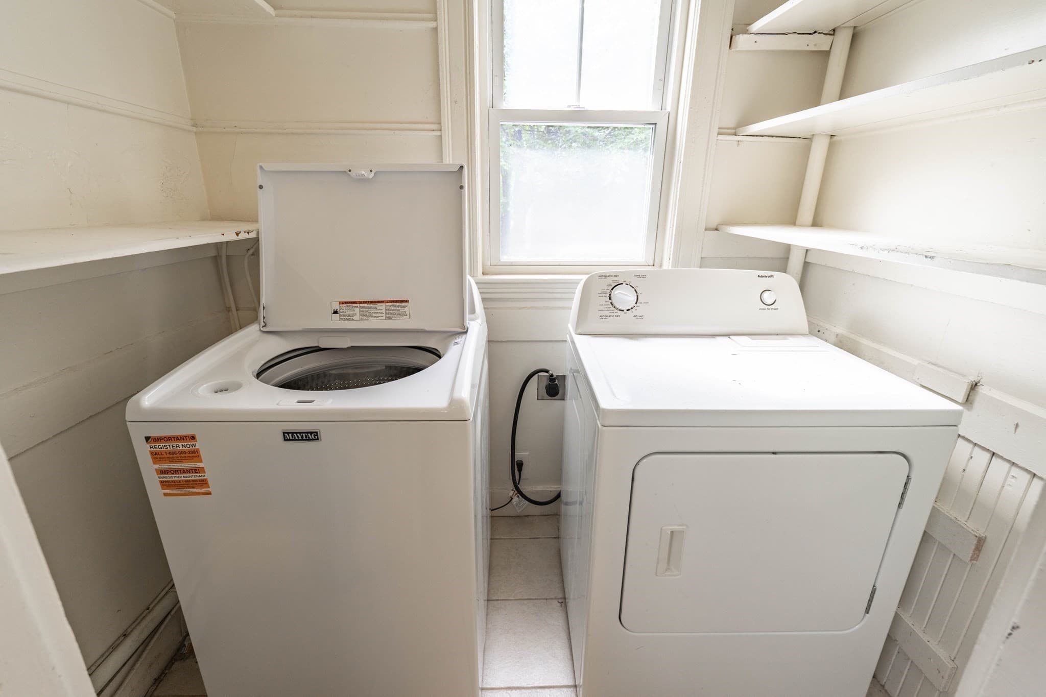 2 Family - 2 Units Up/Down at 257 Waverley St, Belmont MA 02478, photo 8 of 34